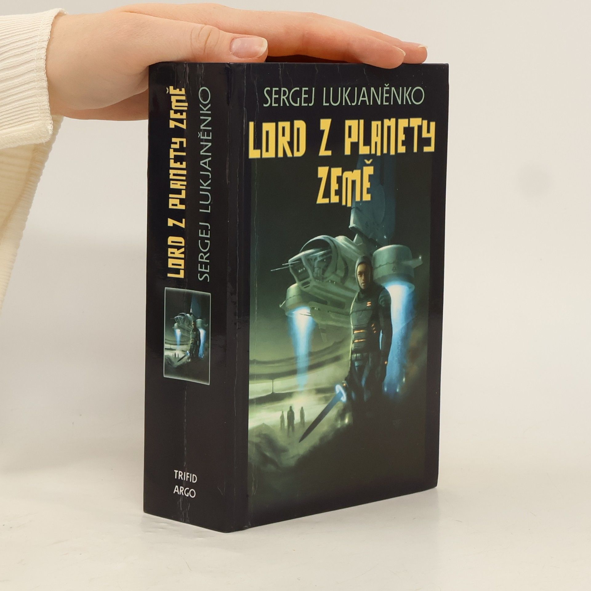 Sergei Vasil'evich Lukyanenko Lord z planety Země