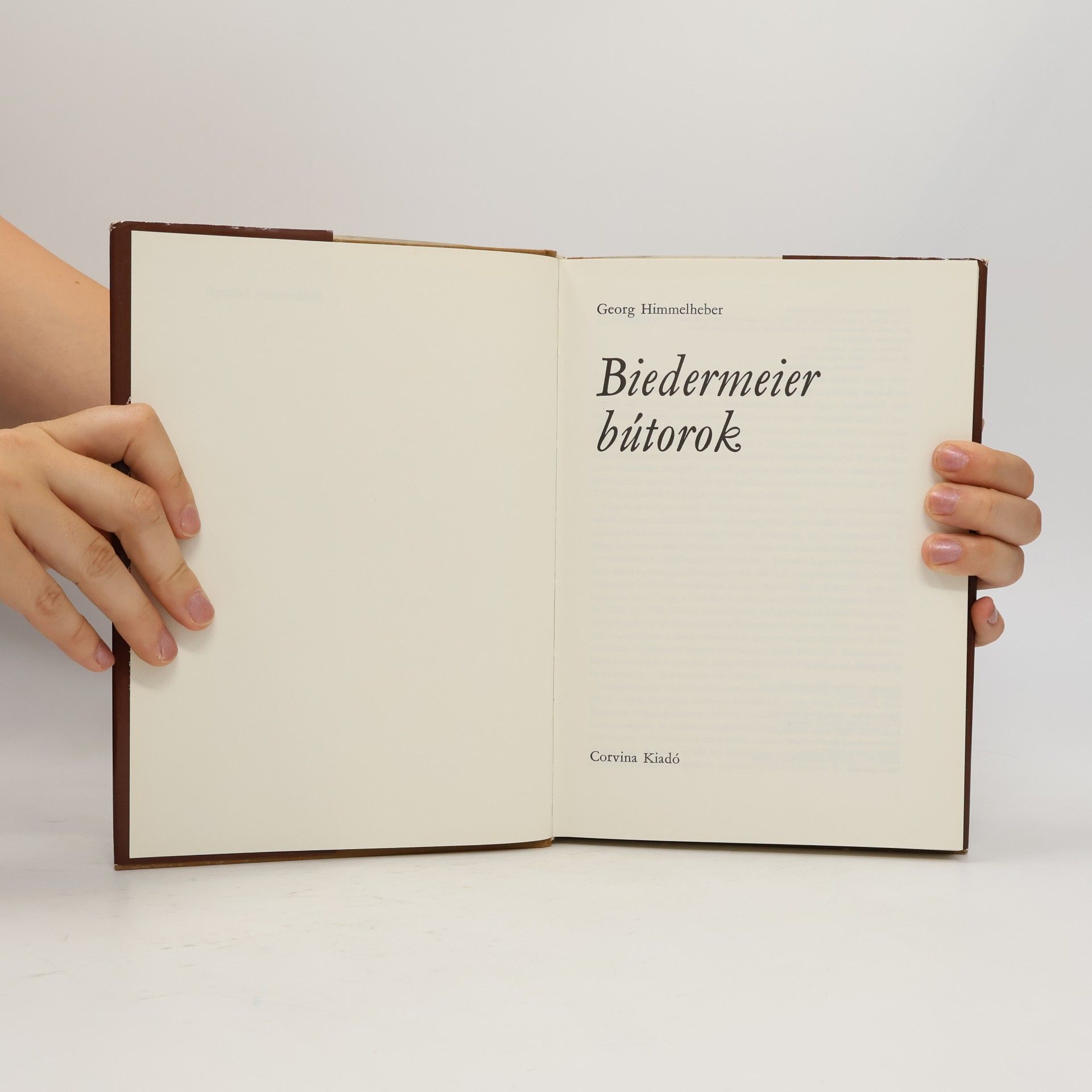 Georg Himmelheber Biedermeier bútorok