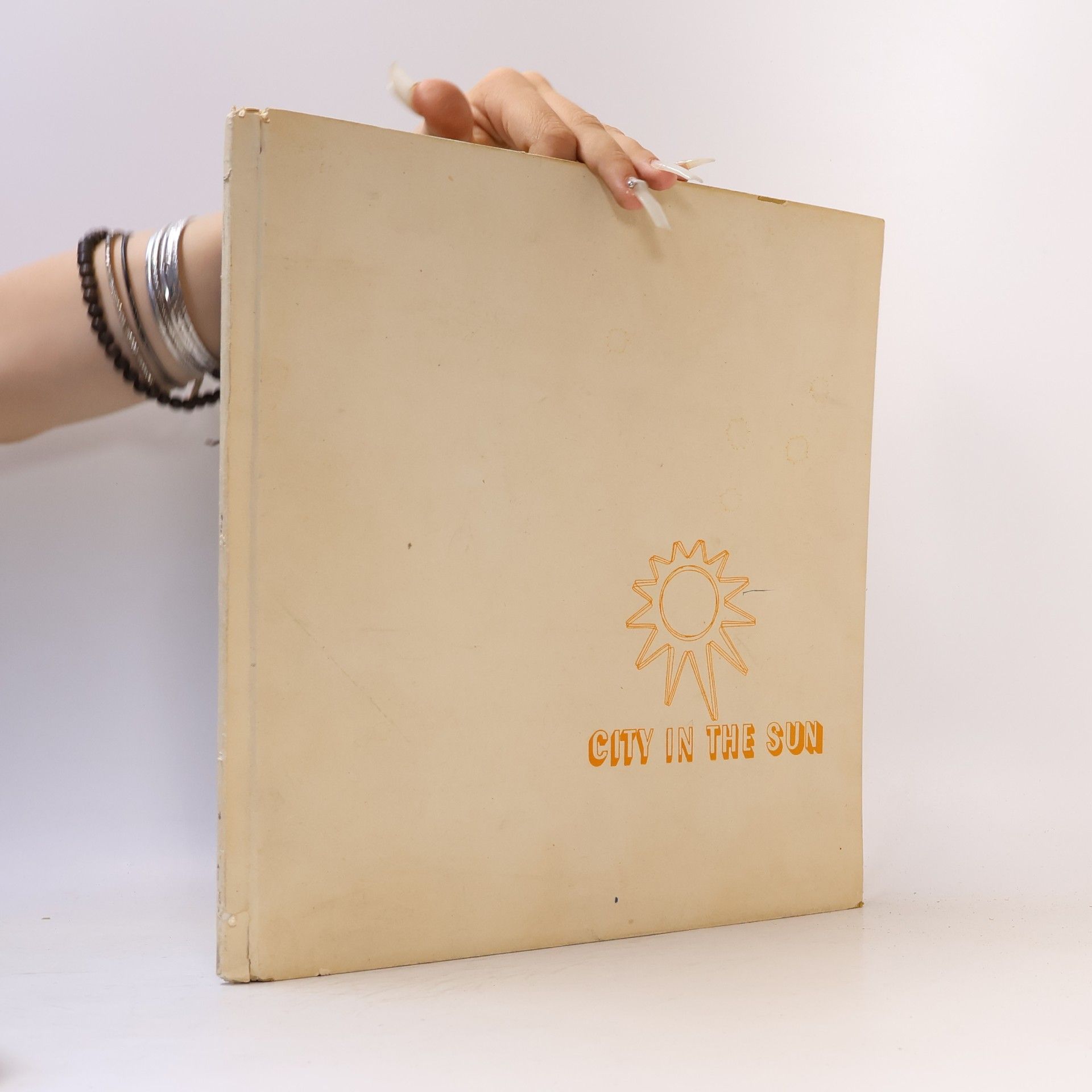 Various authors City in the Sun