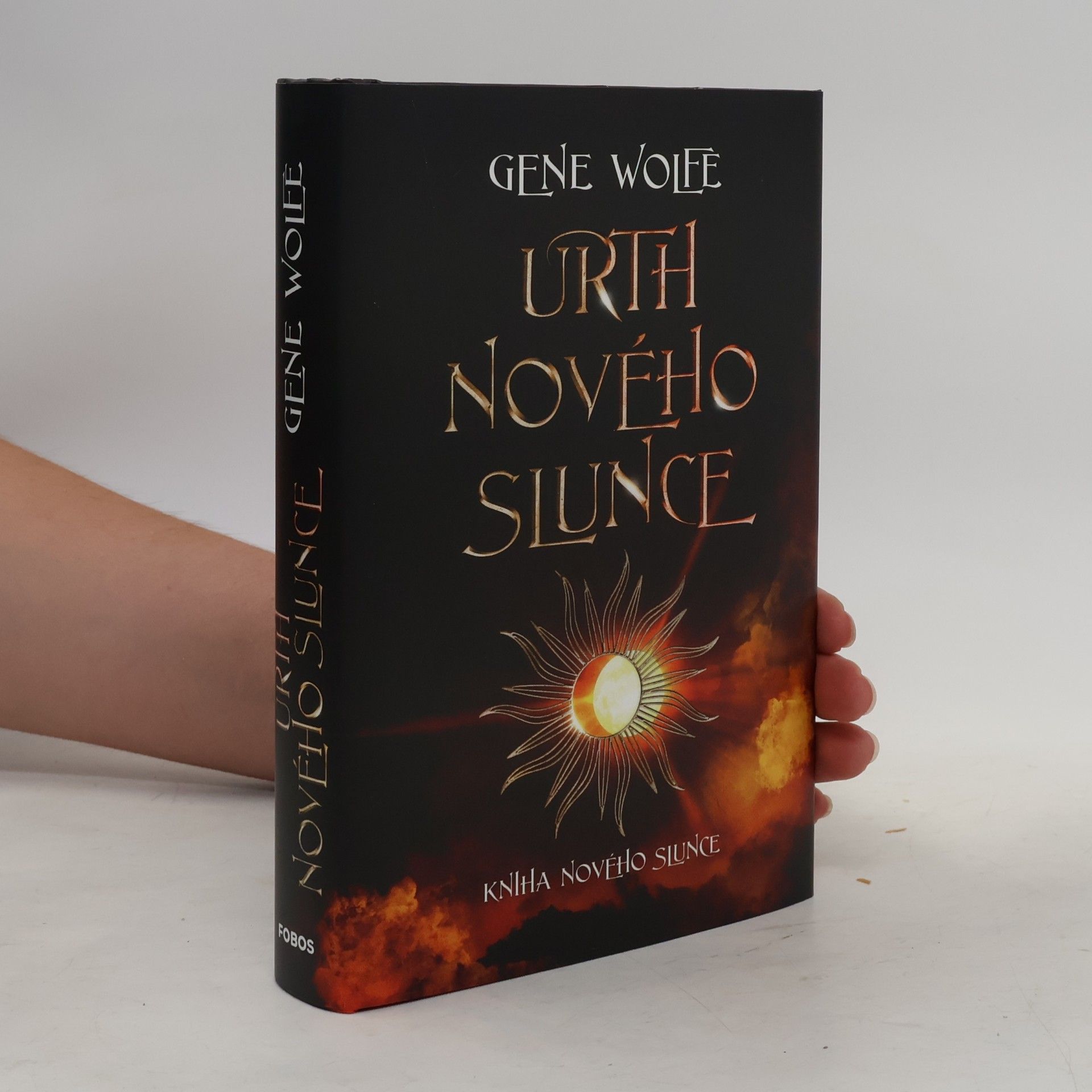 Kniha Nového Slunce. Urth Nového Slunce