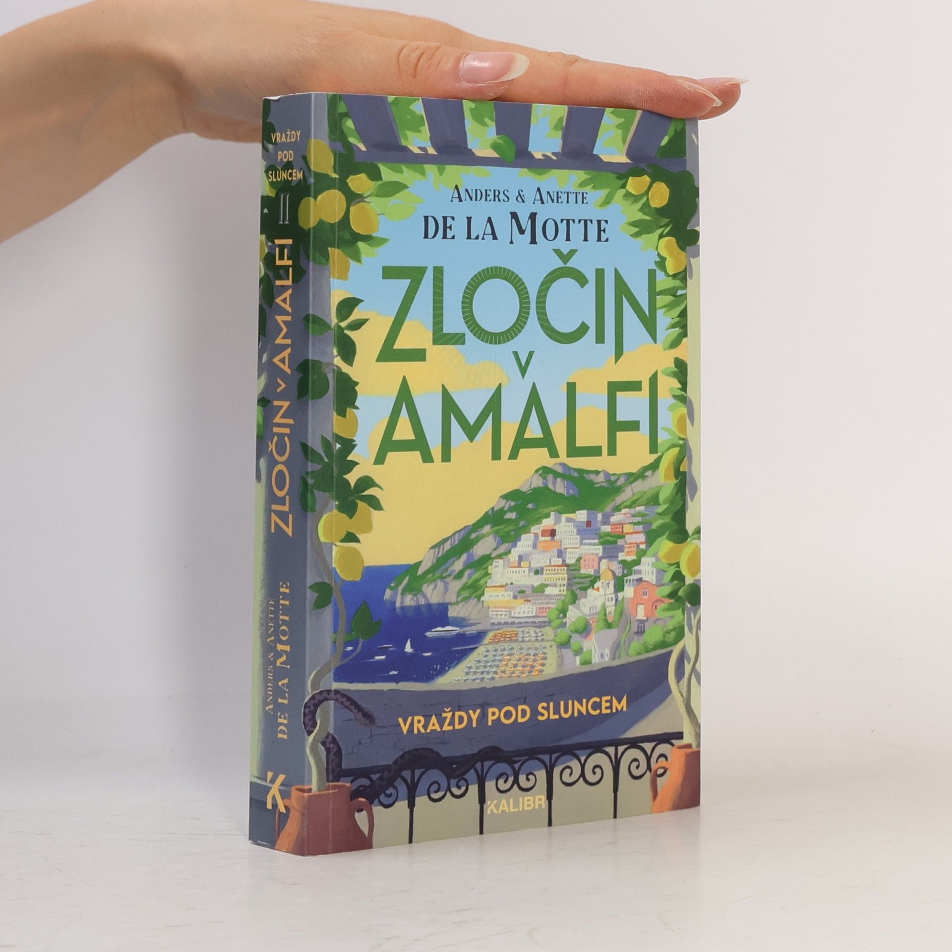 Anette De la Motte Vraždy pod sluncem II: Zločin v Amalfi