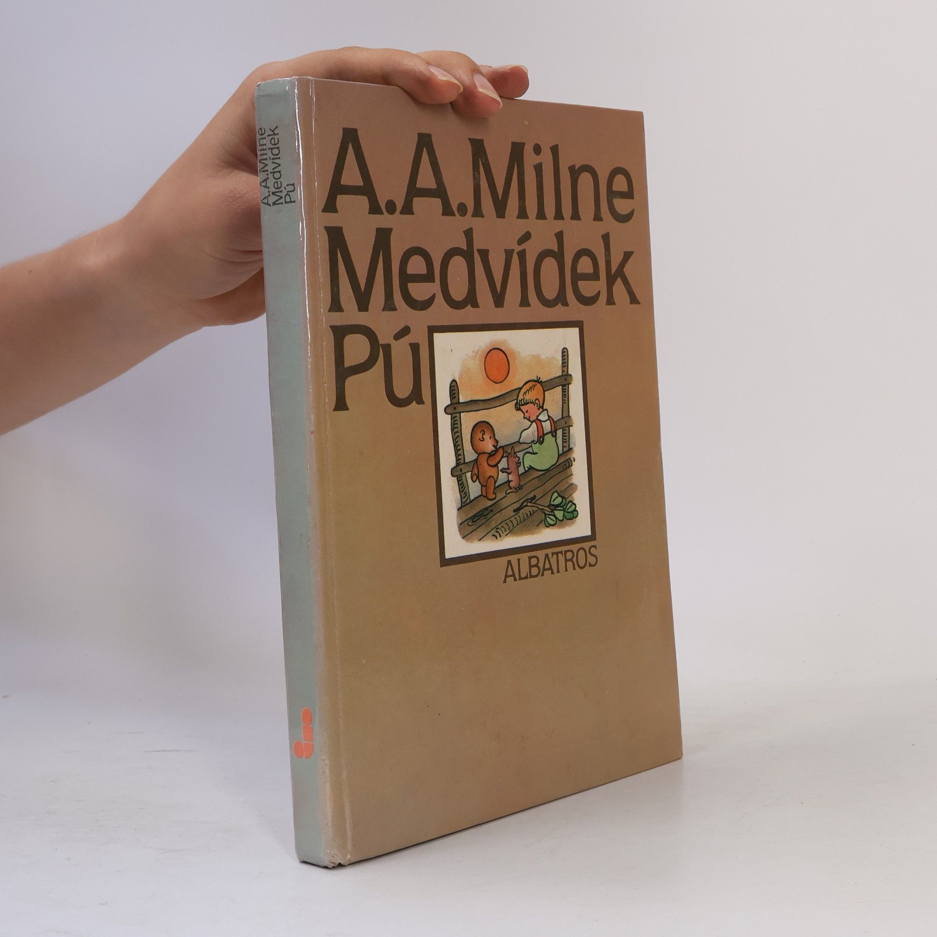 A. A. Milne Medvídek Pú