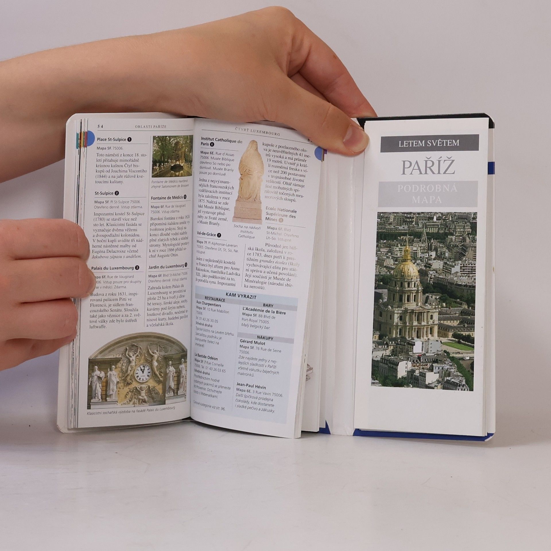 nezn. Paříž : kapesní průvodce s mapou