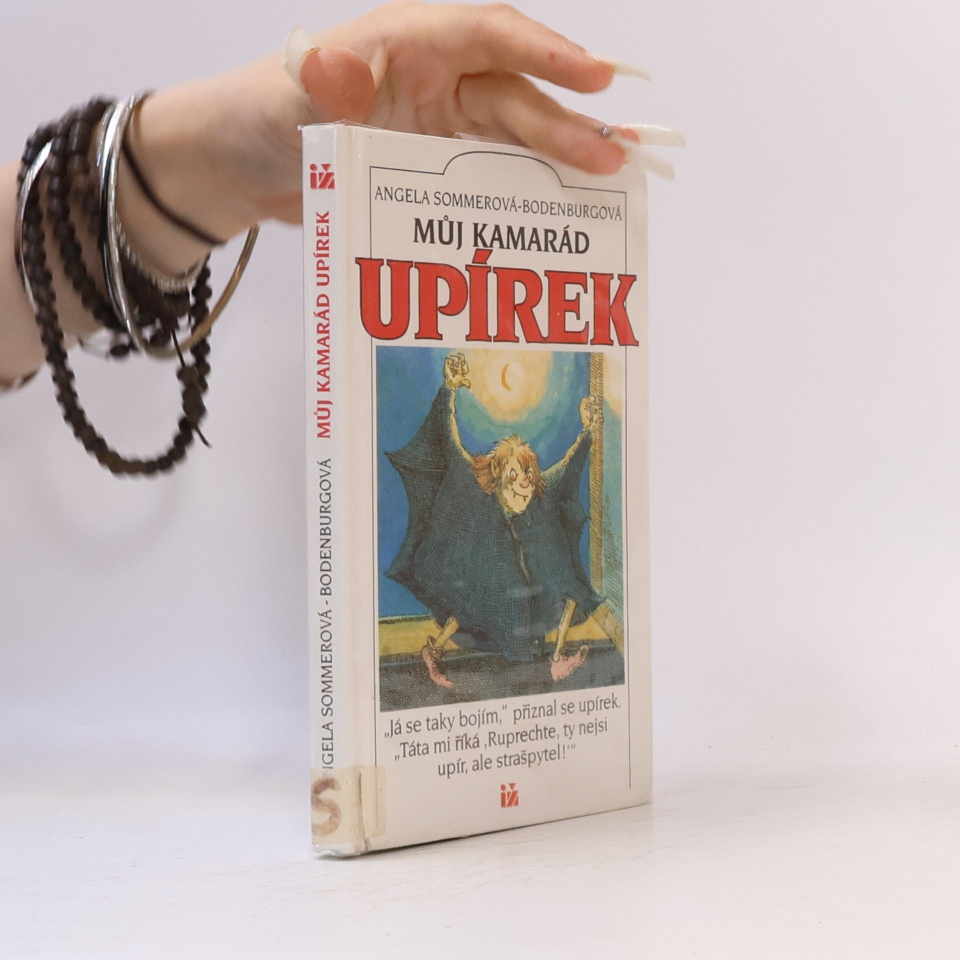 Angela Sommer-Bodenburg Můj kamarád Upírek