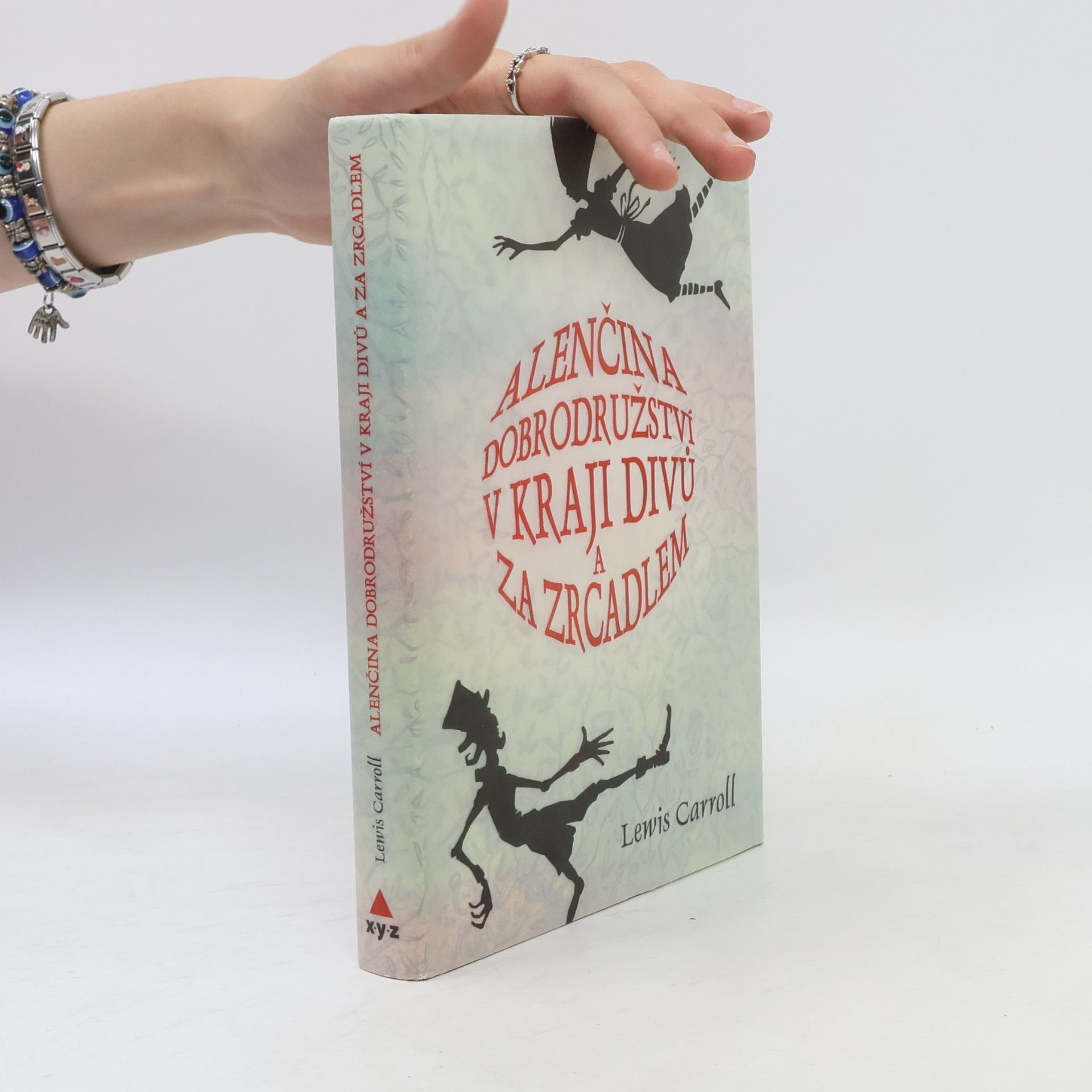 Lewis Carroll Alenčina dobrodružství v kraji divů a za zrcadlem