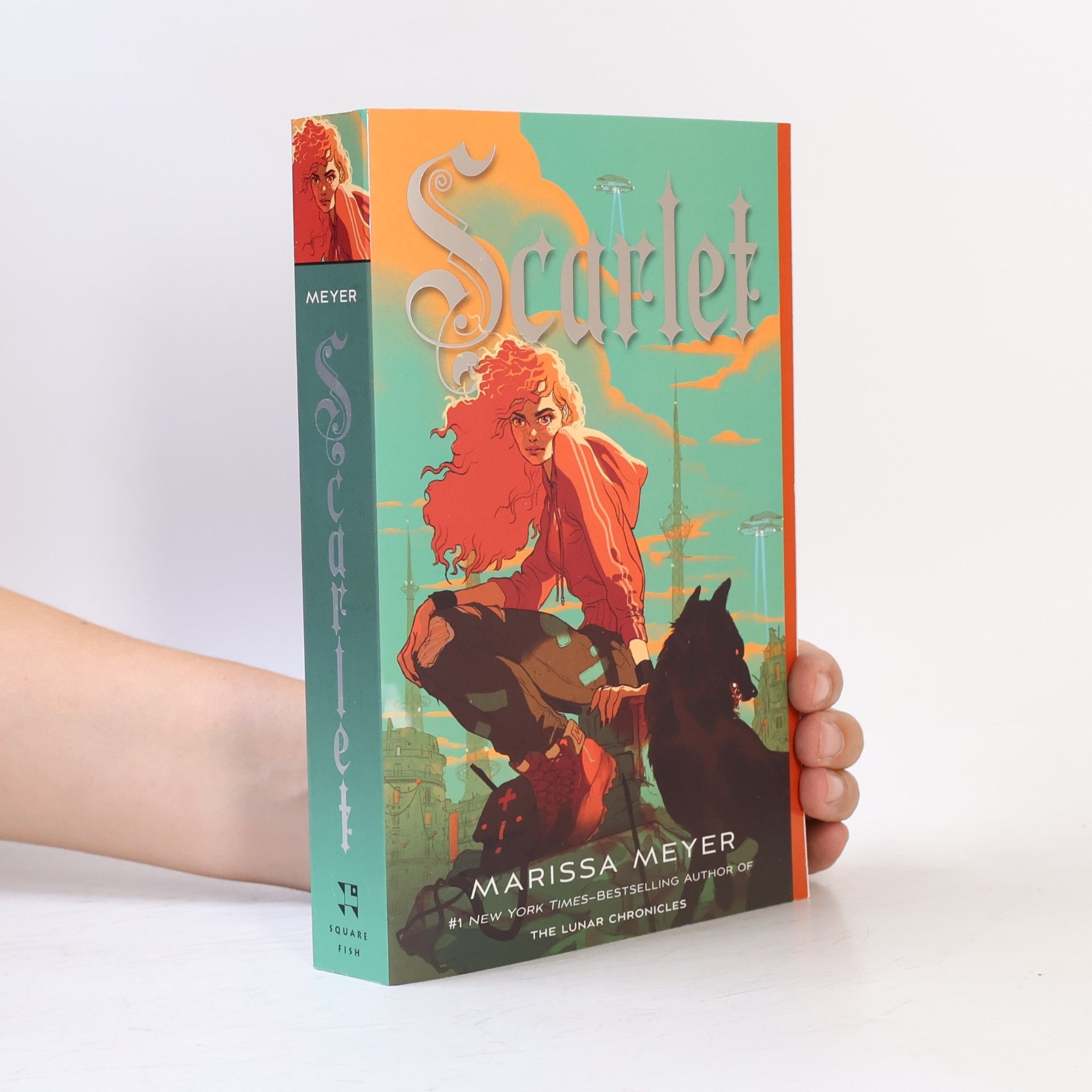 Marissa Meyer Scarlet