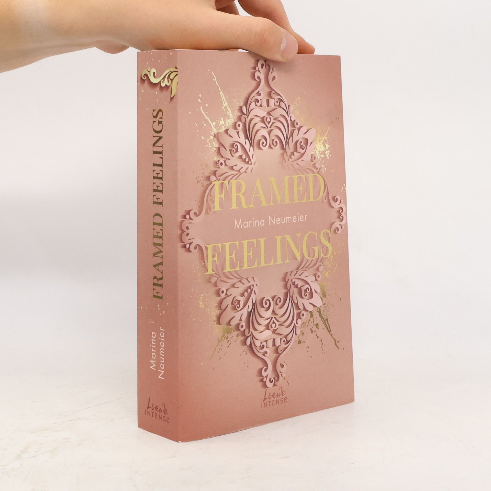 Marina Neumeier Framed Feelings / Golden Hearts Bd.1