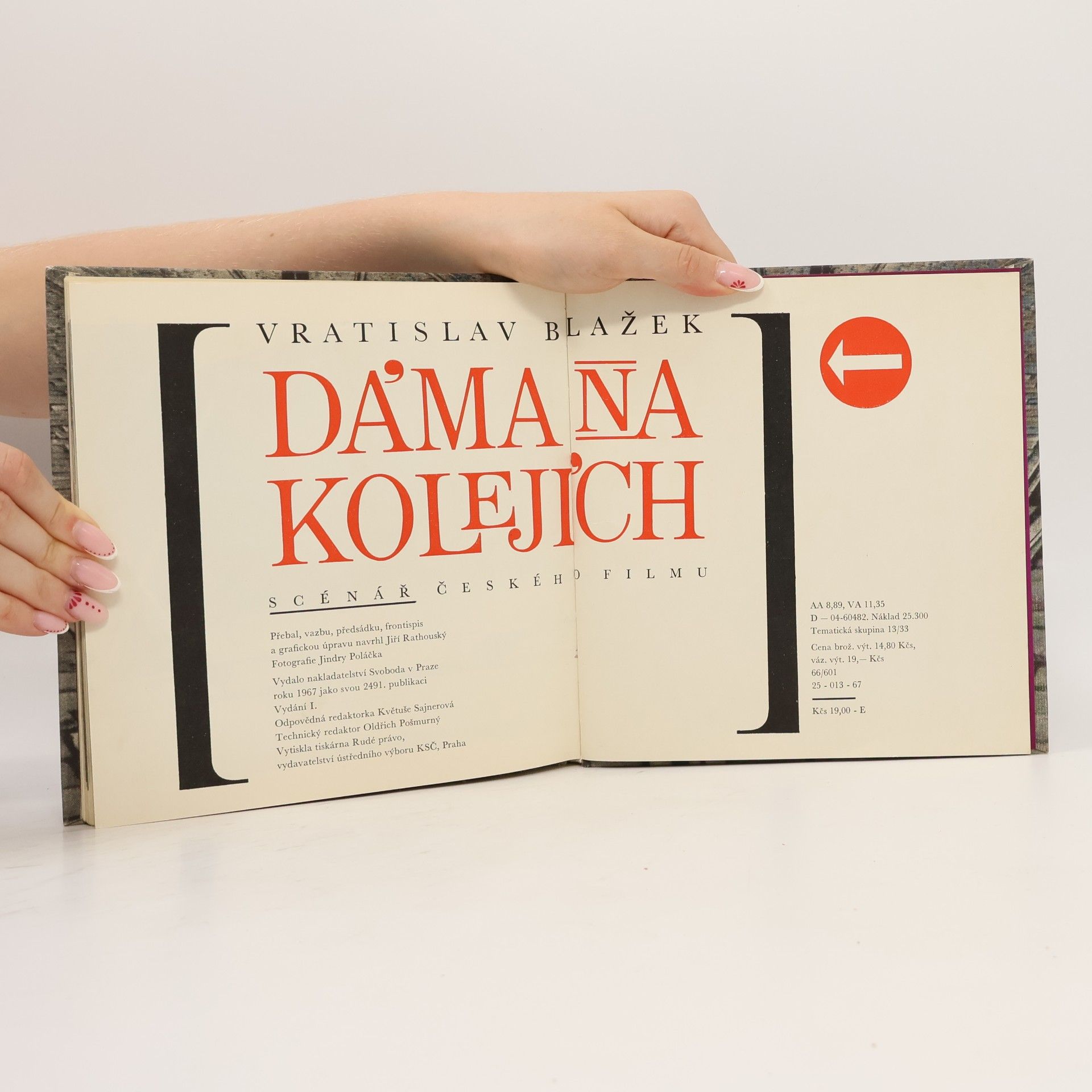 Vratislav Blažek Dáma na kolejích