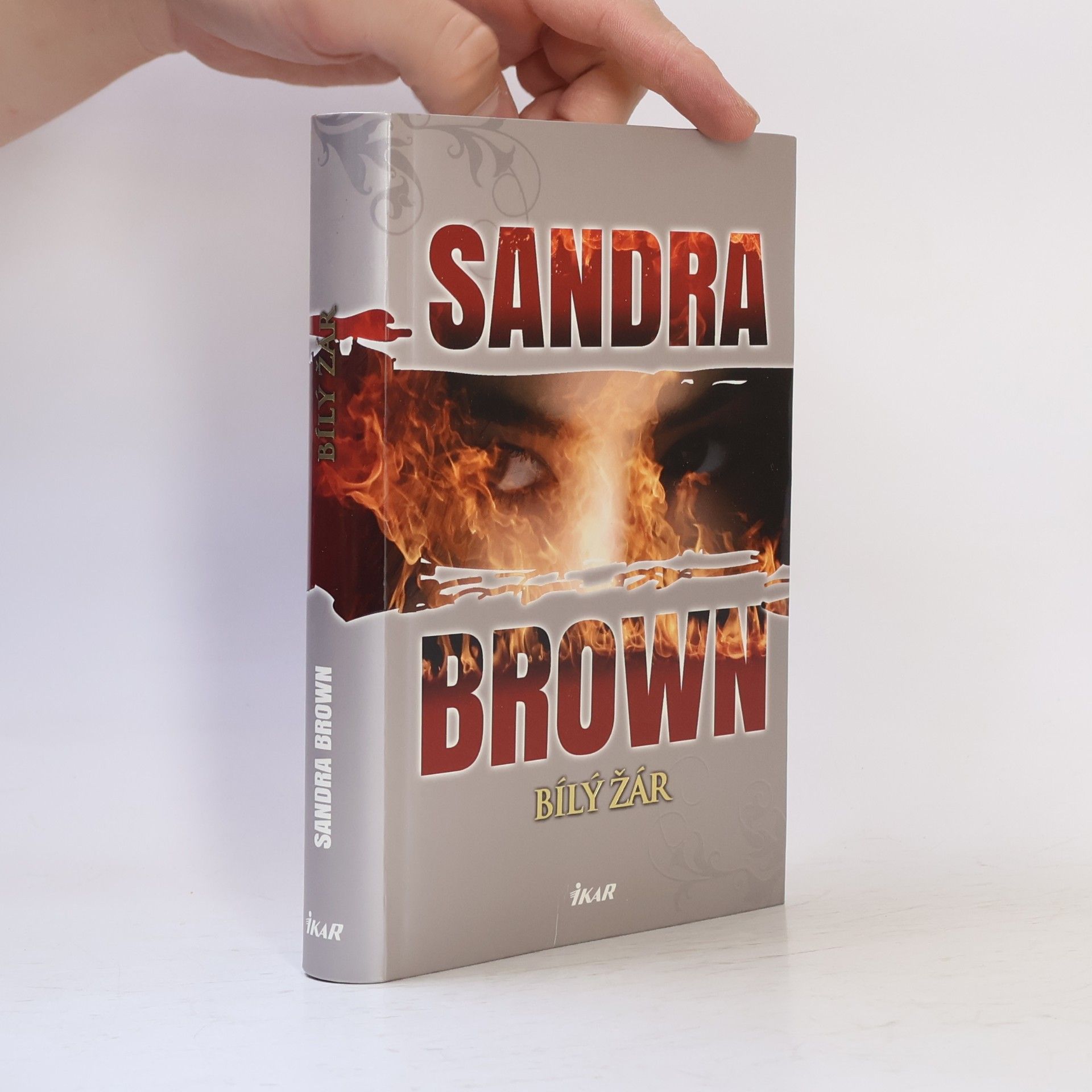 Sandra Brown Bílý žár