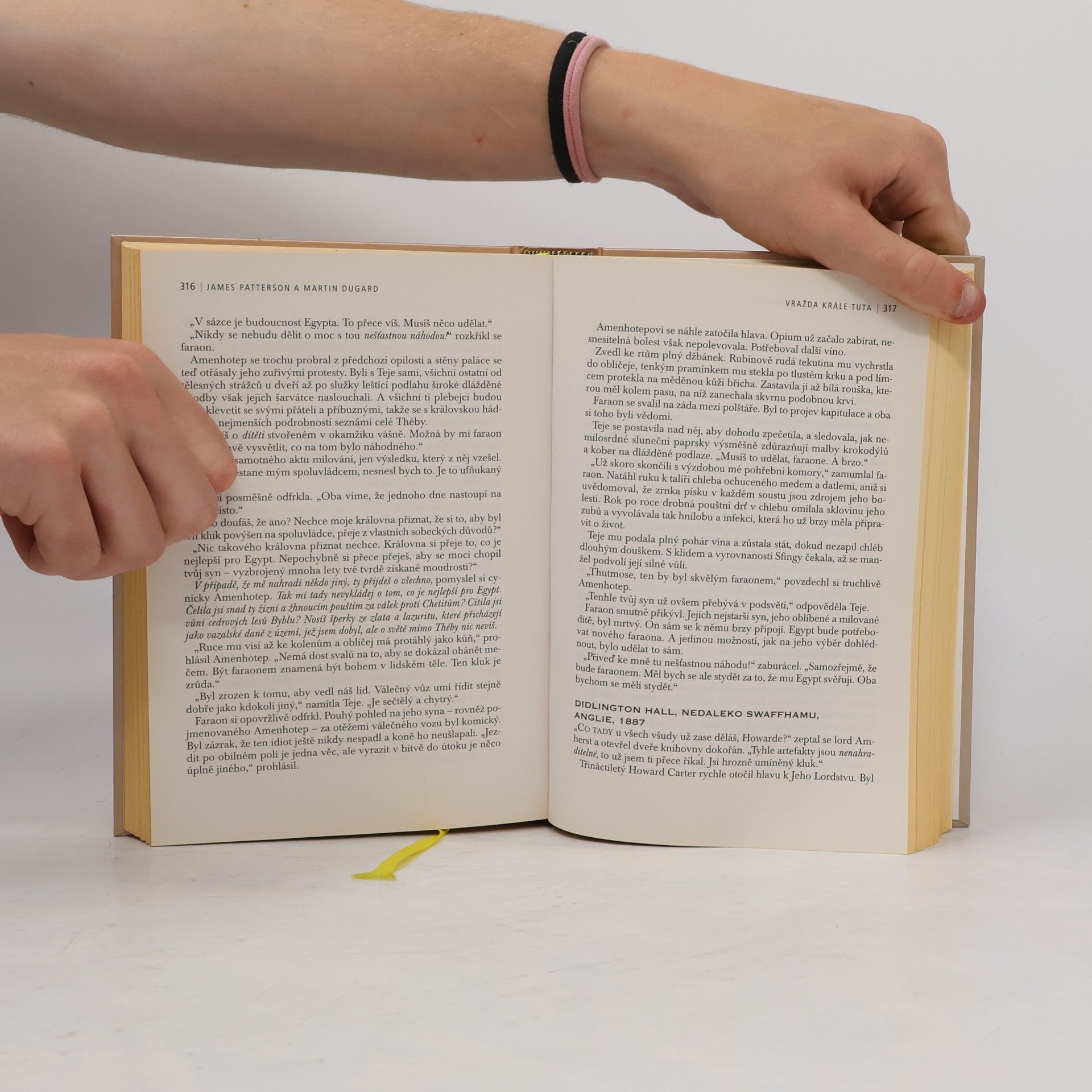 Various authors Nejlepší světové čtení. Zítra bude po všem. Shodou okolností. Vražda krále Tuta. Flétny a spitfiry.