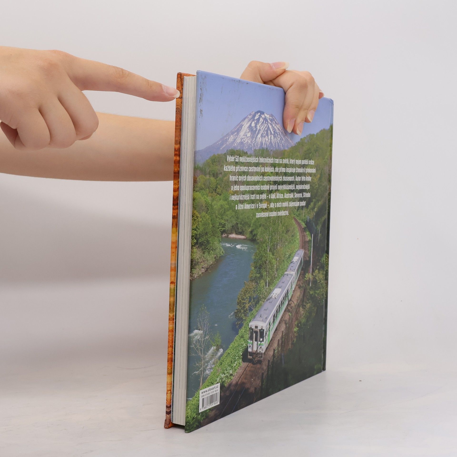 Various authors Exotické železnice : 50 turisticky nejzajímavějších železničních tratí světa
