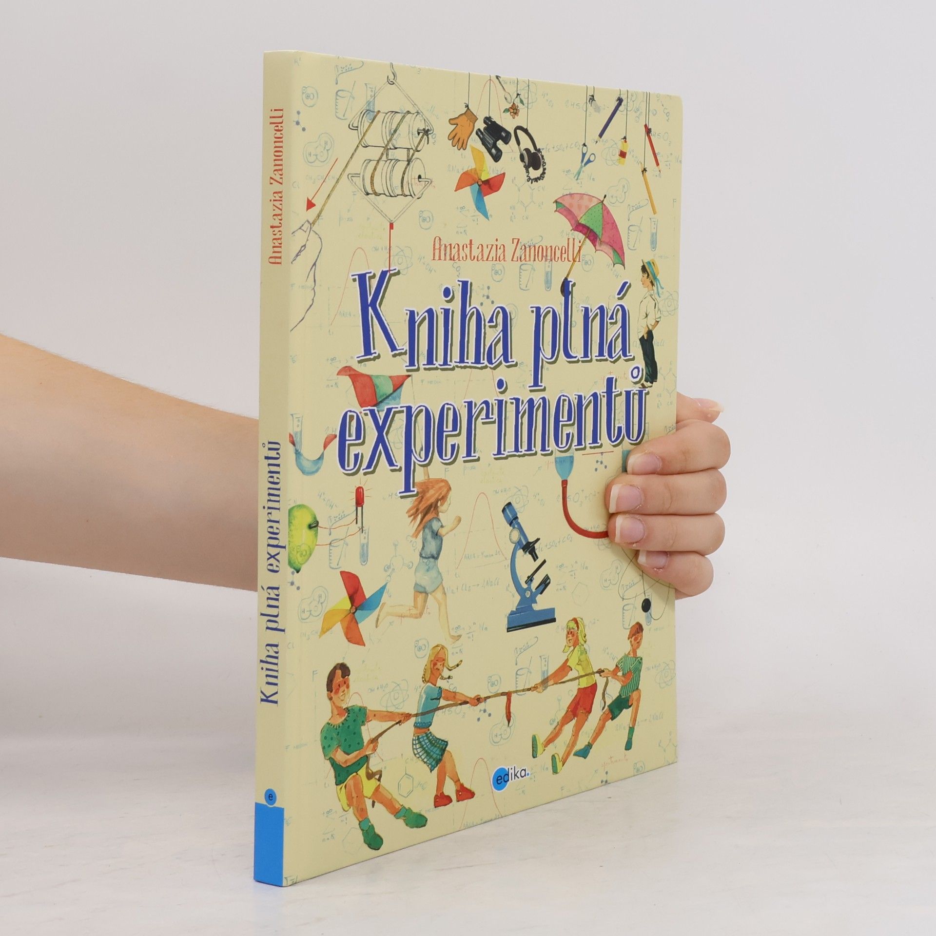Anastasia Zanoncelli Kniha plná experimentů
