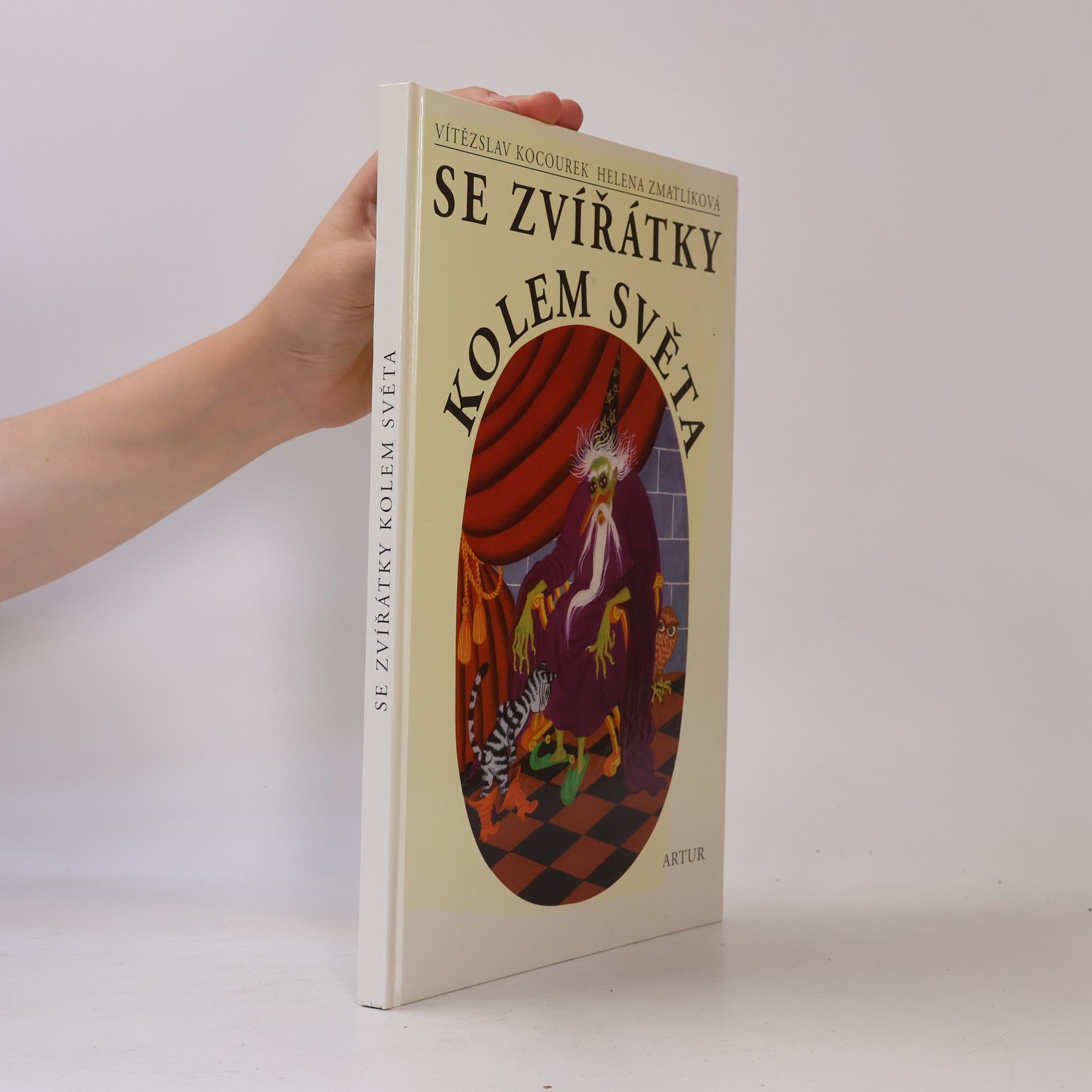 Vítězslav Kocourek Se zvířátky kolem světa. Pohádky a bajky o zvířátkách