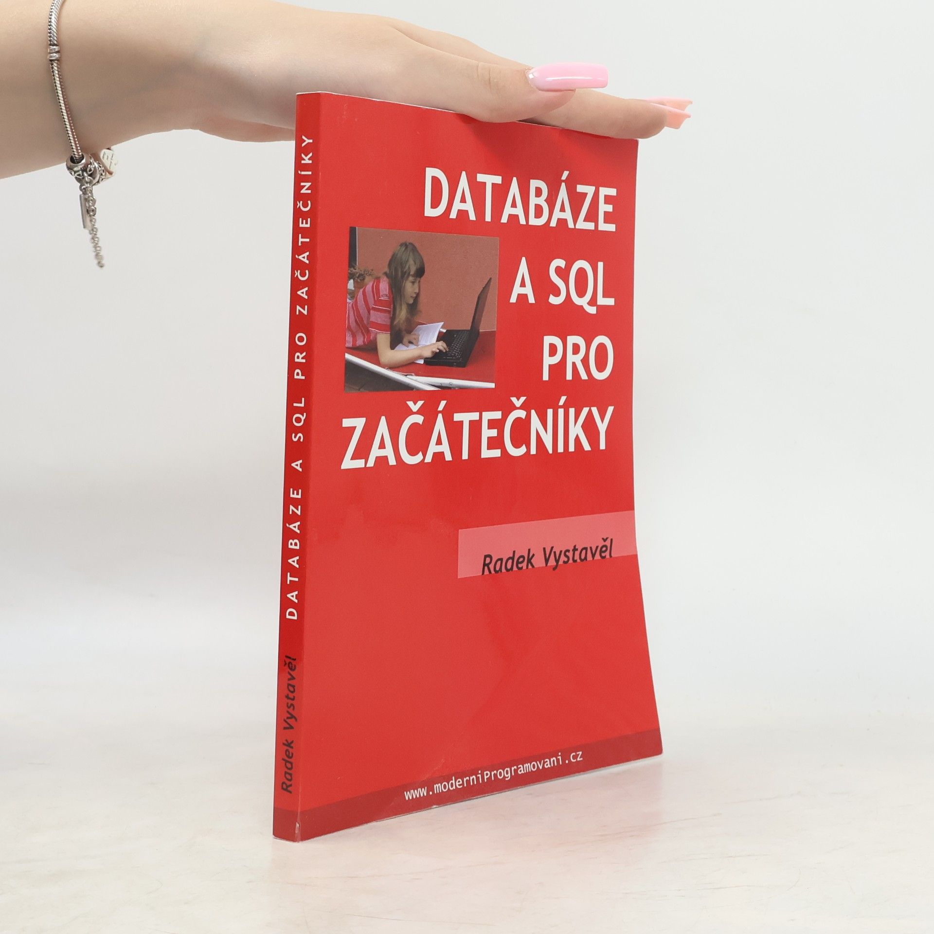 Radek Vystavěl Databáze a SQL pro začátečníky