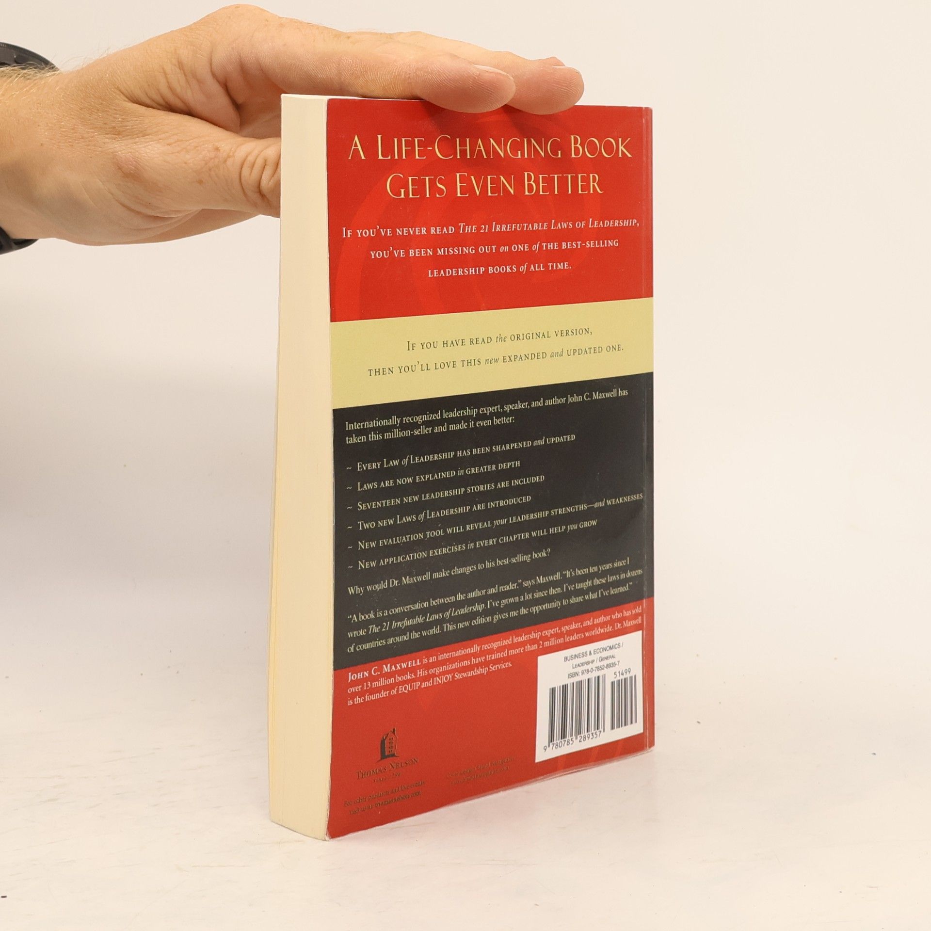 John C. Maxwell The 21 irrefutable laws of leadership