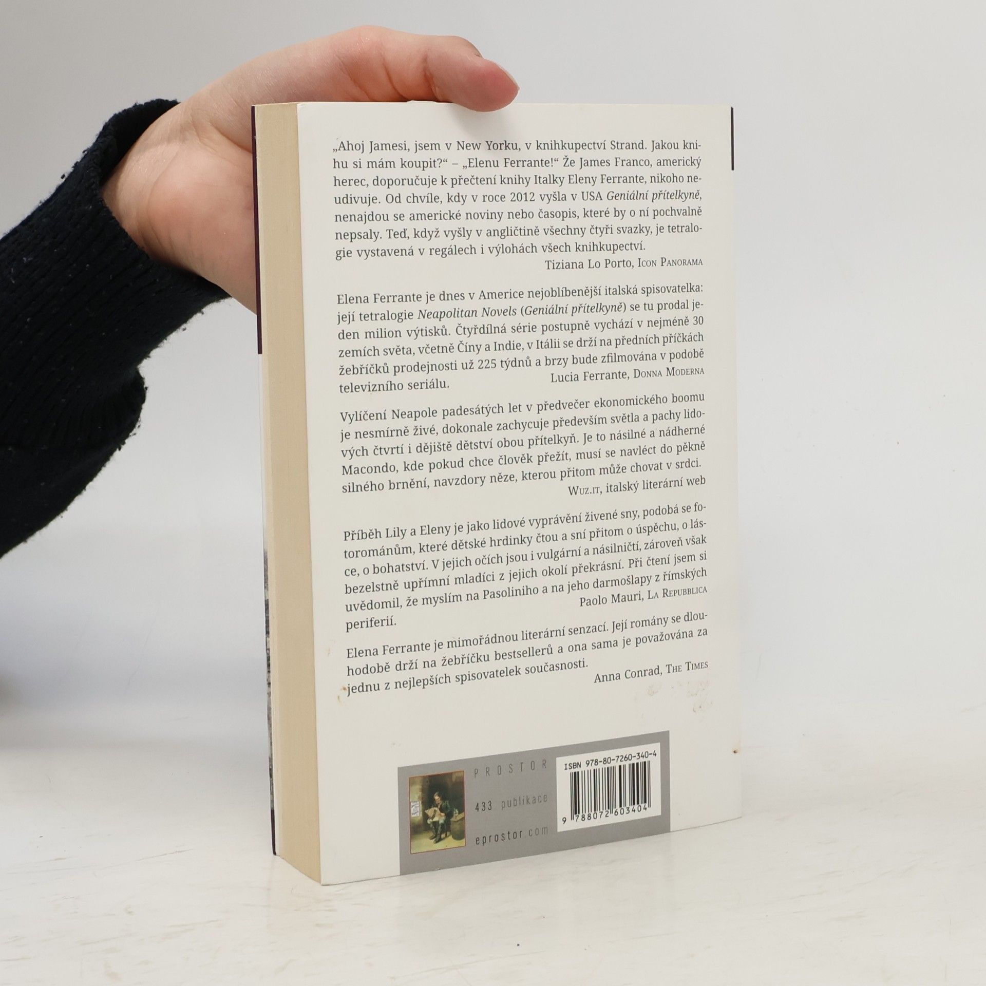Elena Ferrante Geniální přítelkyně 1. Dětství a dospívání