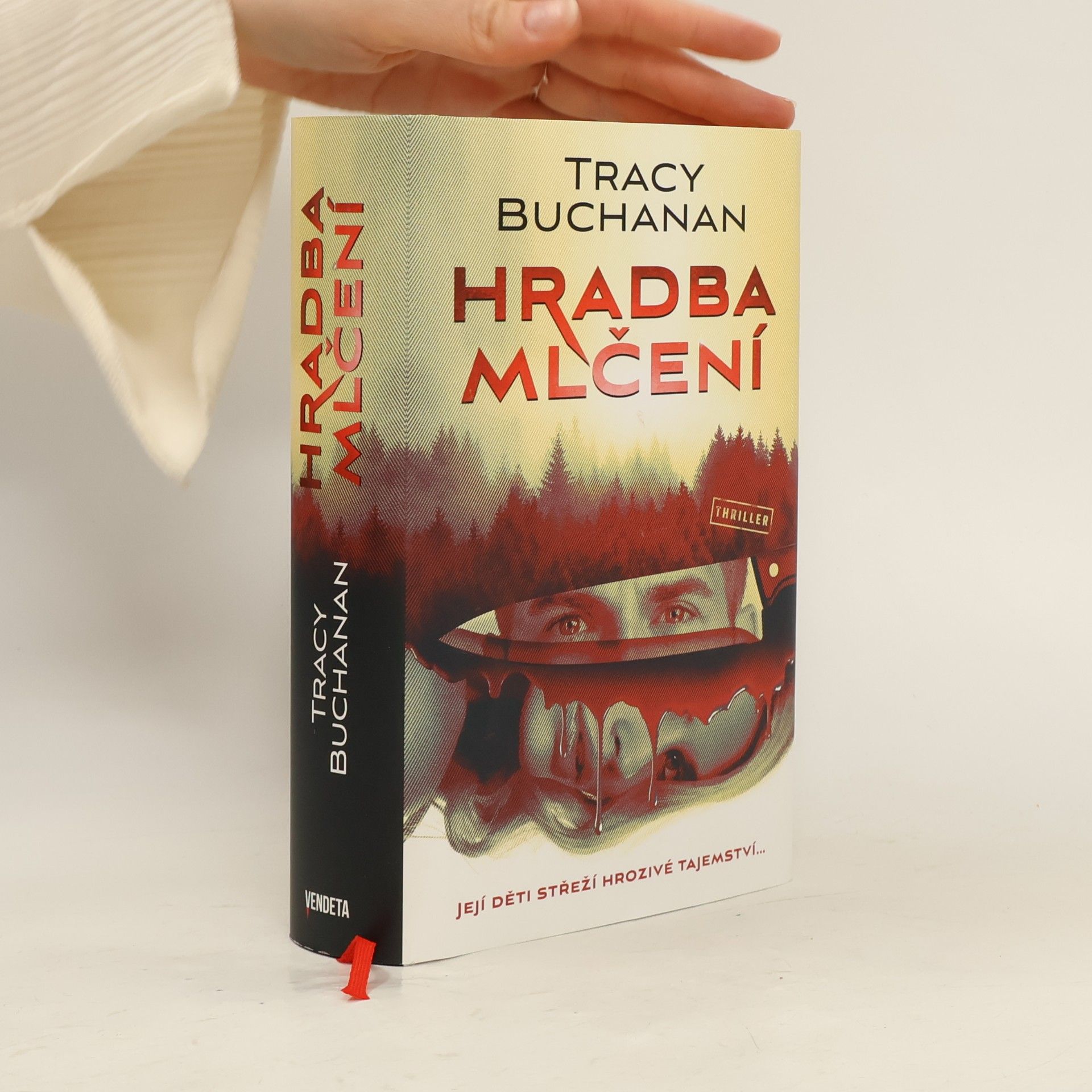Tracy Buchanan Hradba mlčení