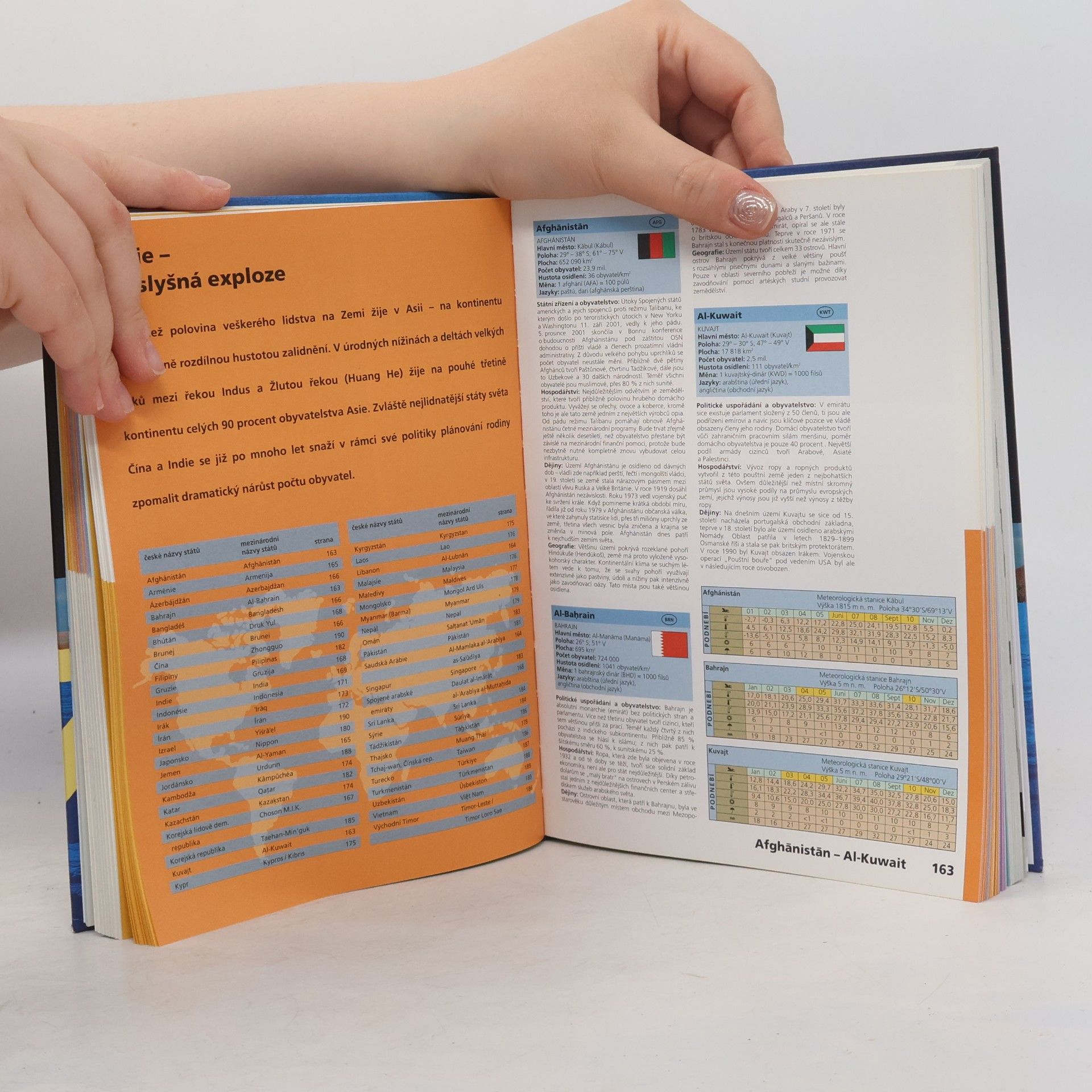 Autorenkollektiv Kapesní atlas světa. S lexikonem států
