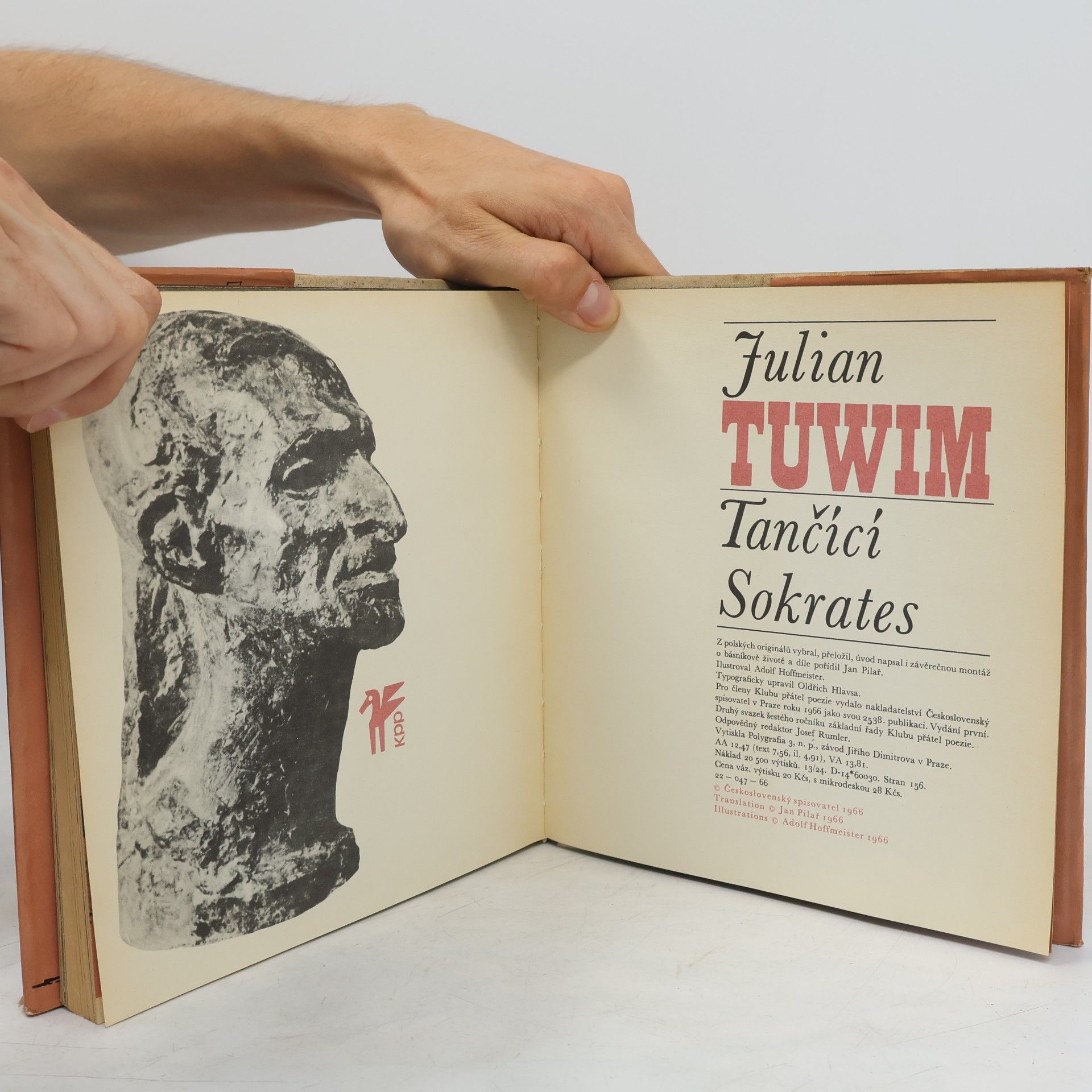 Julian Tuwim Tančící Sokrates