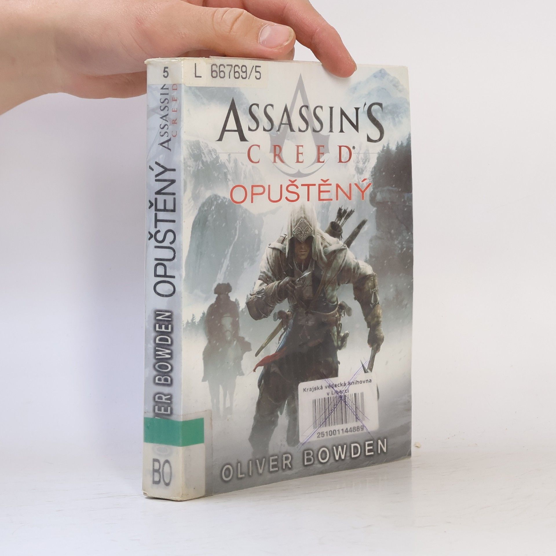 Oliver Bowden Assassin's creed - Opuštěný