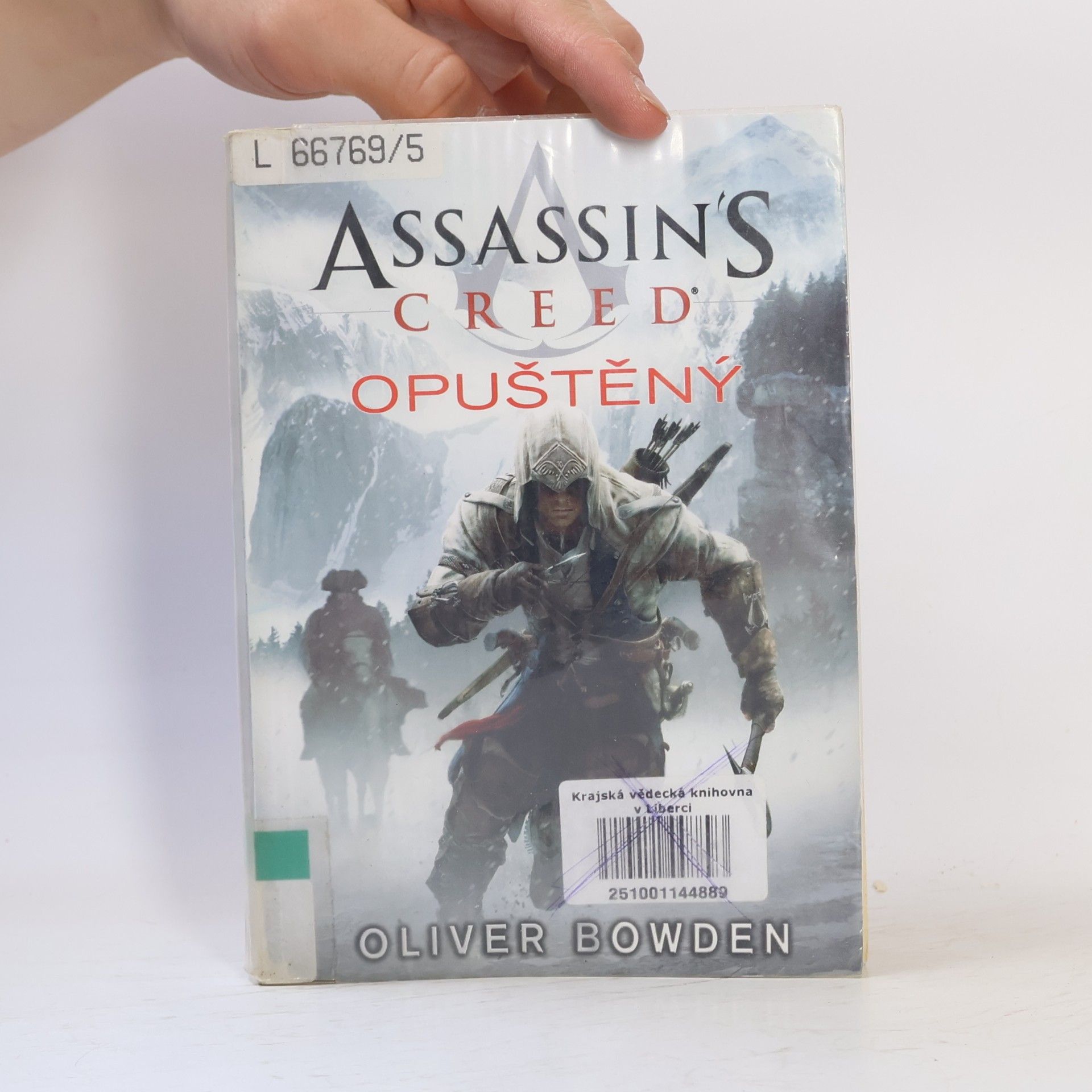 Oliver Bowden Assassin's creed - Opuštěný