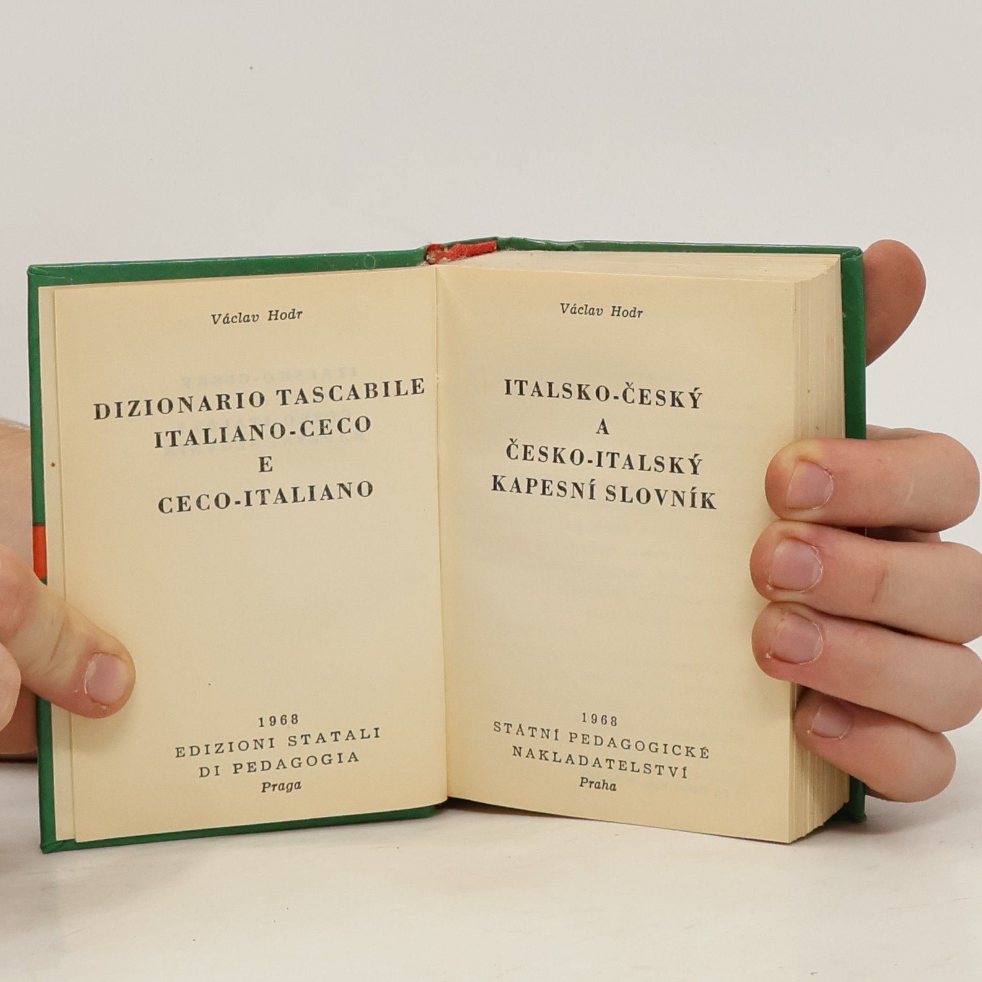 Václav Hodr Italsko-český a česko-italský kapesní slovník
