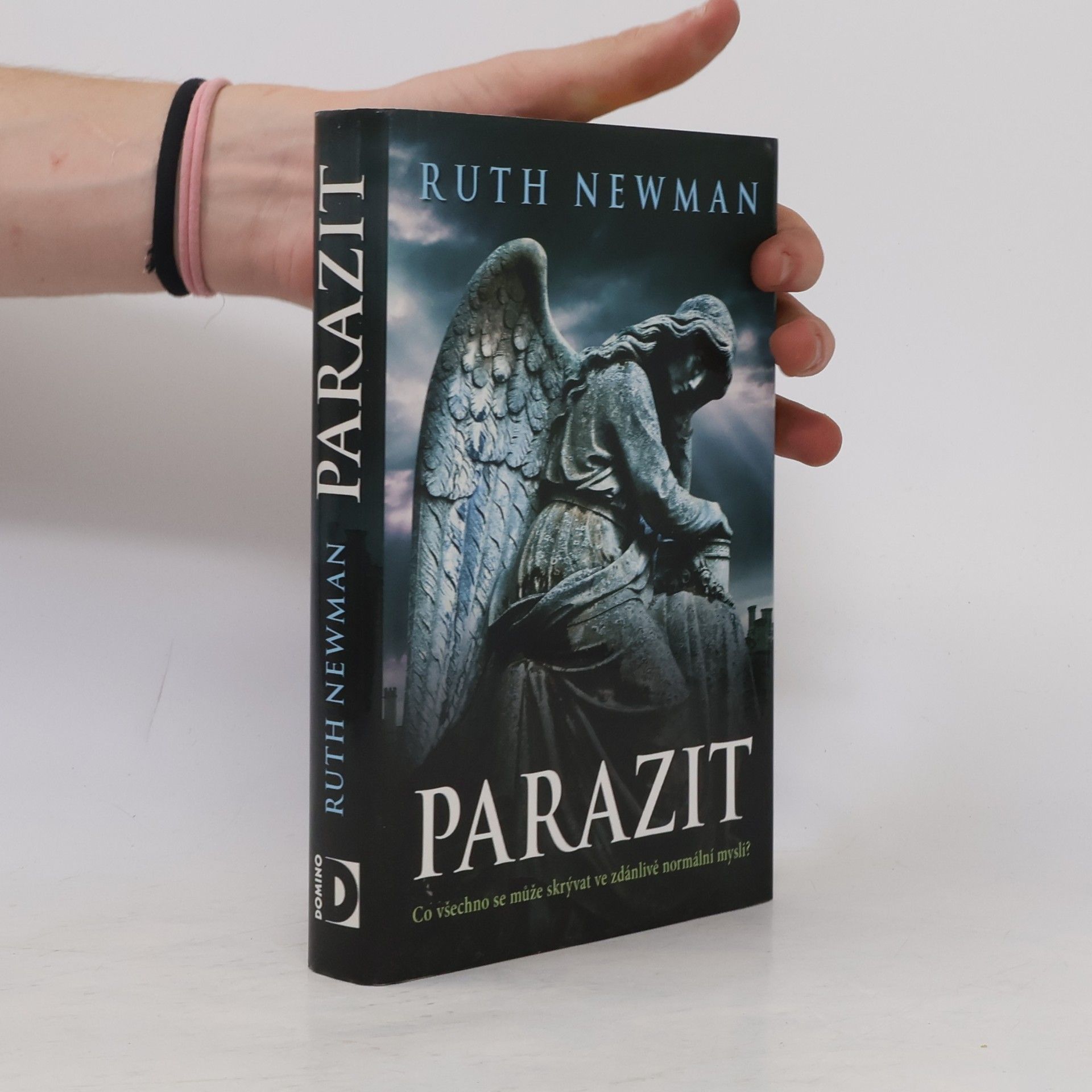 Ruth Newman Parazit