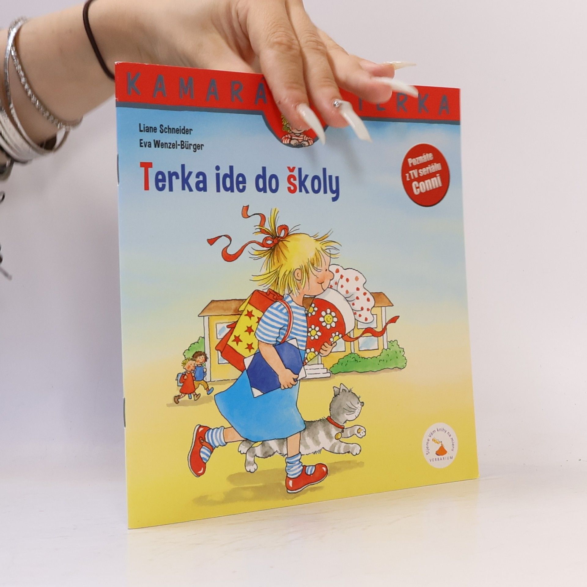 Liane Schneider Terka ide do školy