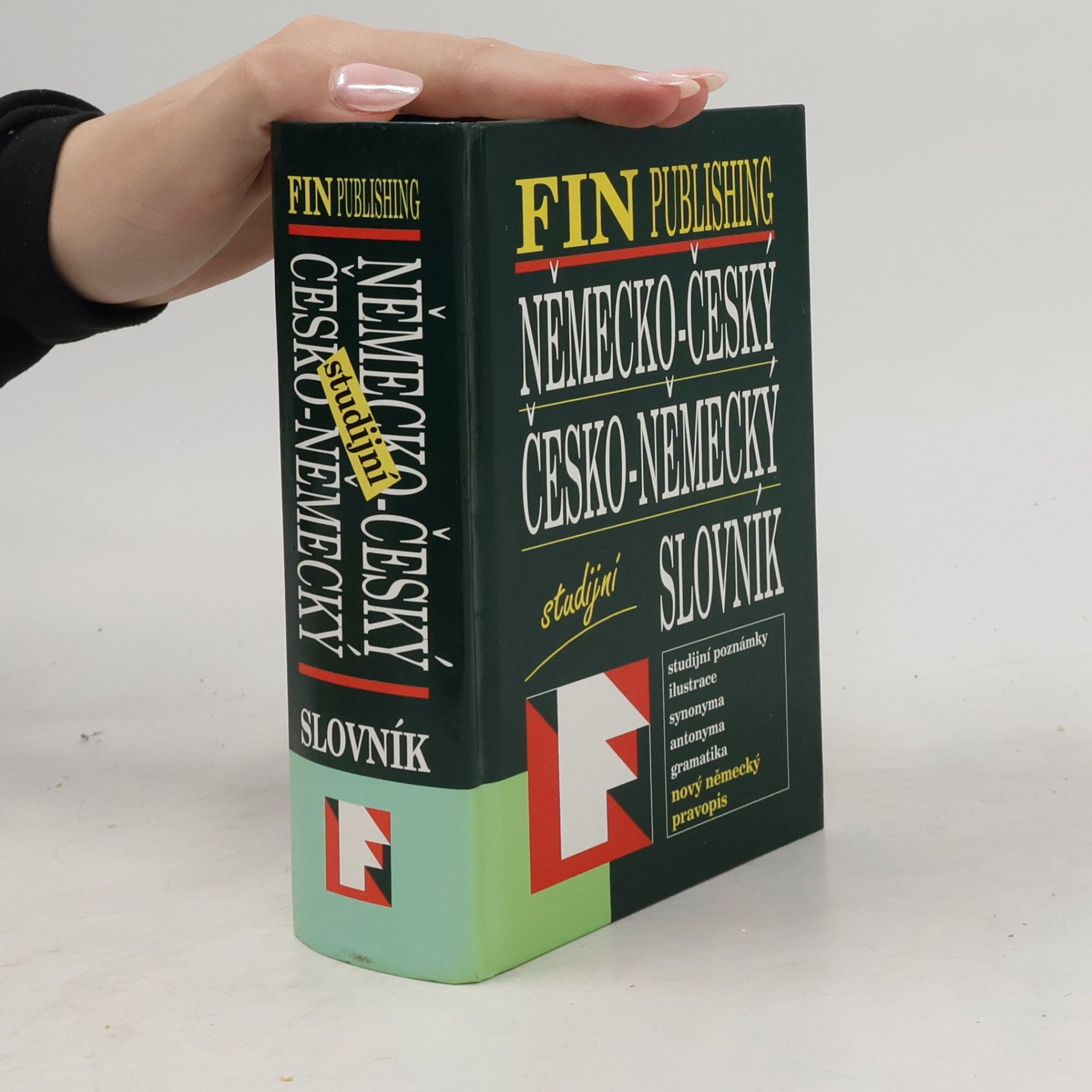 Kolektiv autorů Německo-český, česko-německý studijní slovník