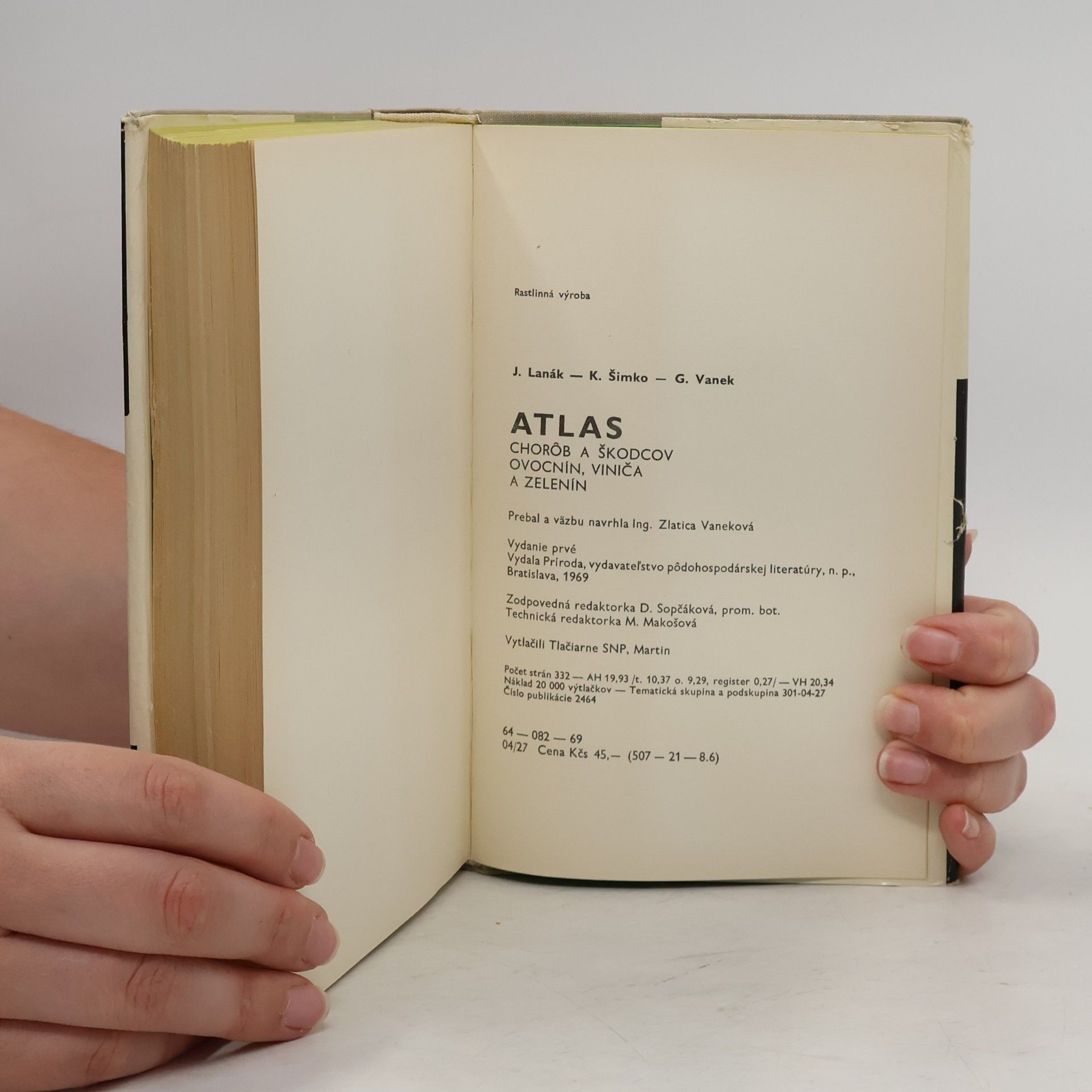 Kolektiv autorů Atlas chorôb a škodcov ovocnín, viniča a zelenín