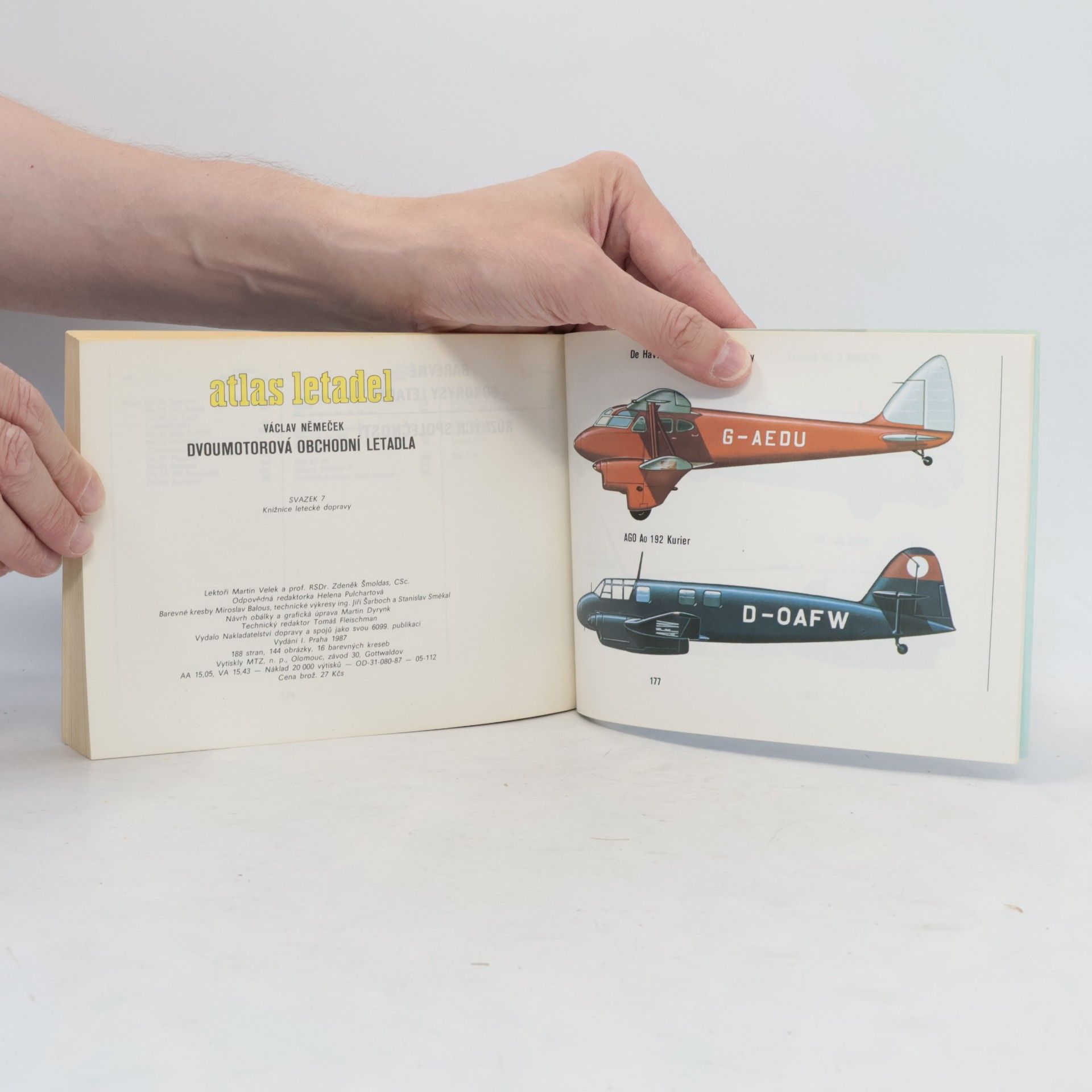 Václav Němeček Atlas letadel 7. Dvoumotorová obchodní letadla