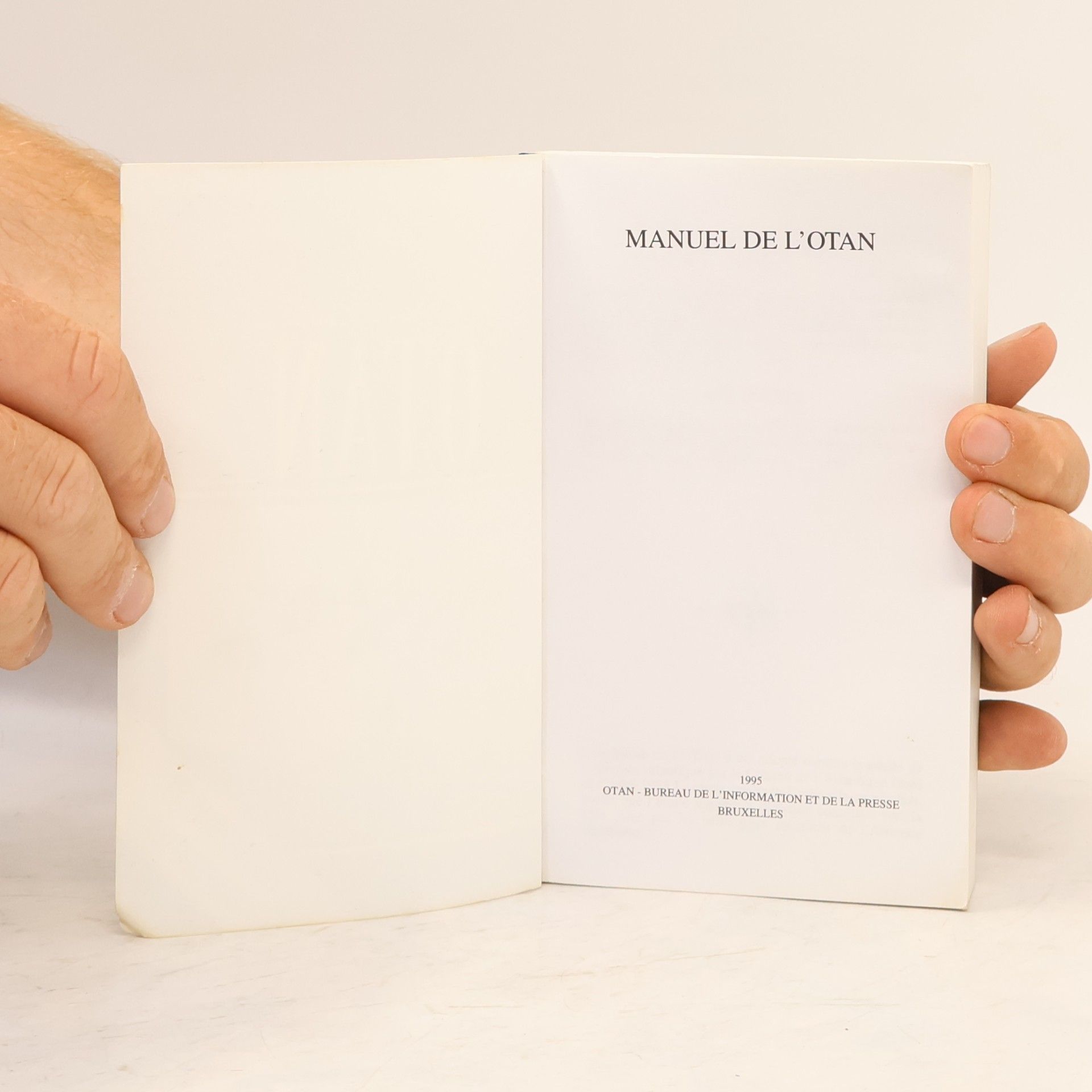 Autores varios Manuel de l'OTAN