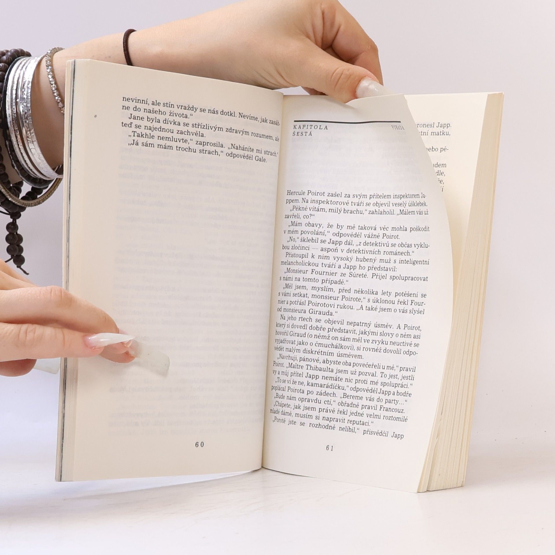 Agatha Christie Smrt v oblacích