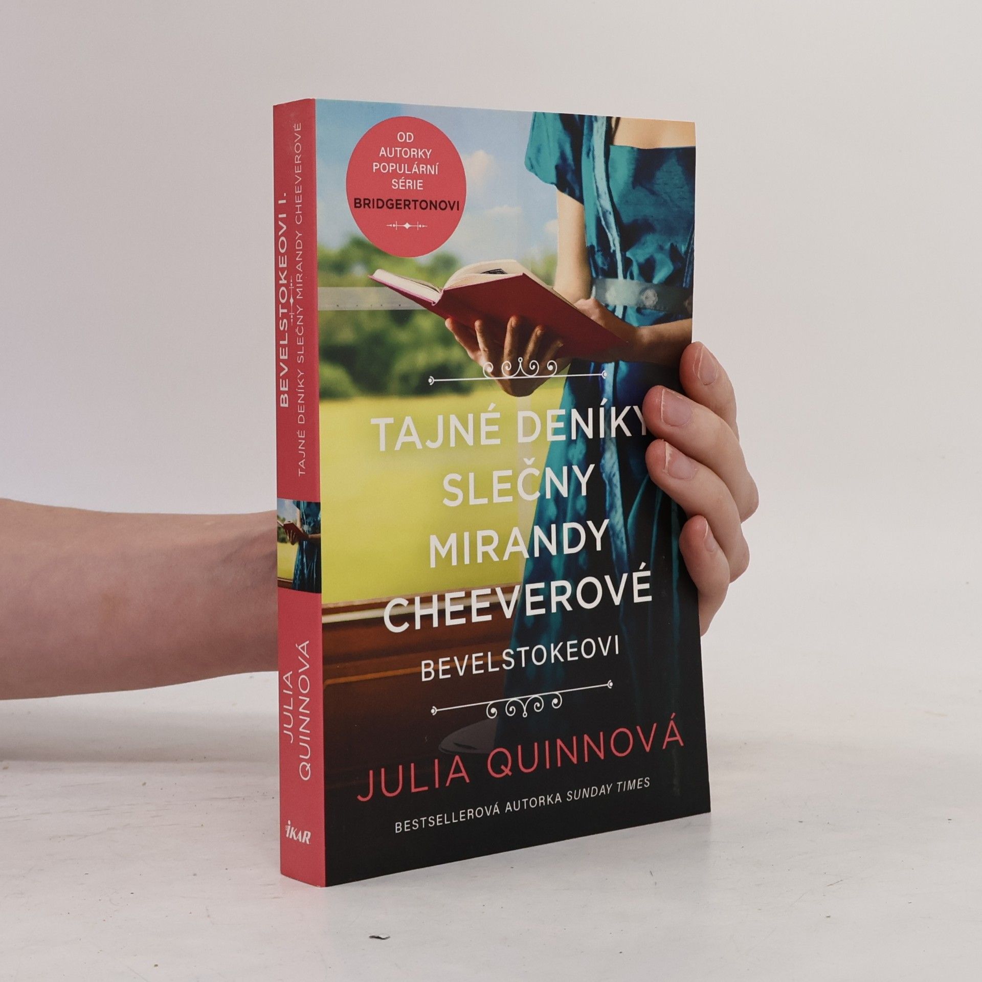 Julie Quinnová Bevelstokeovi. Tajné deníky slečny Mirandy Cheeverové