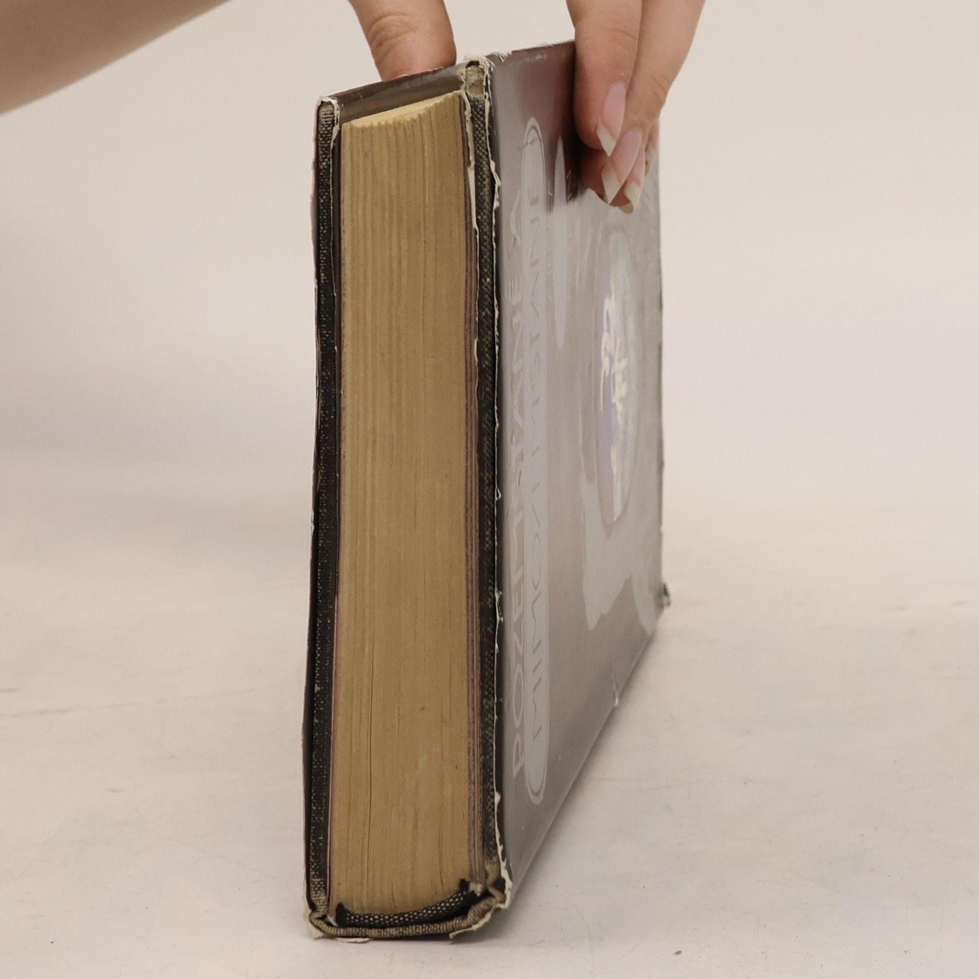 Autores varios Pozemšťané a mimozemšťané