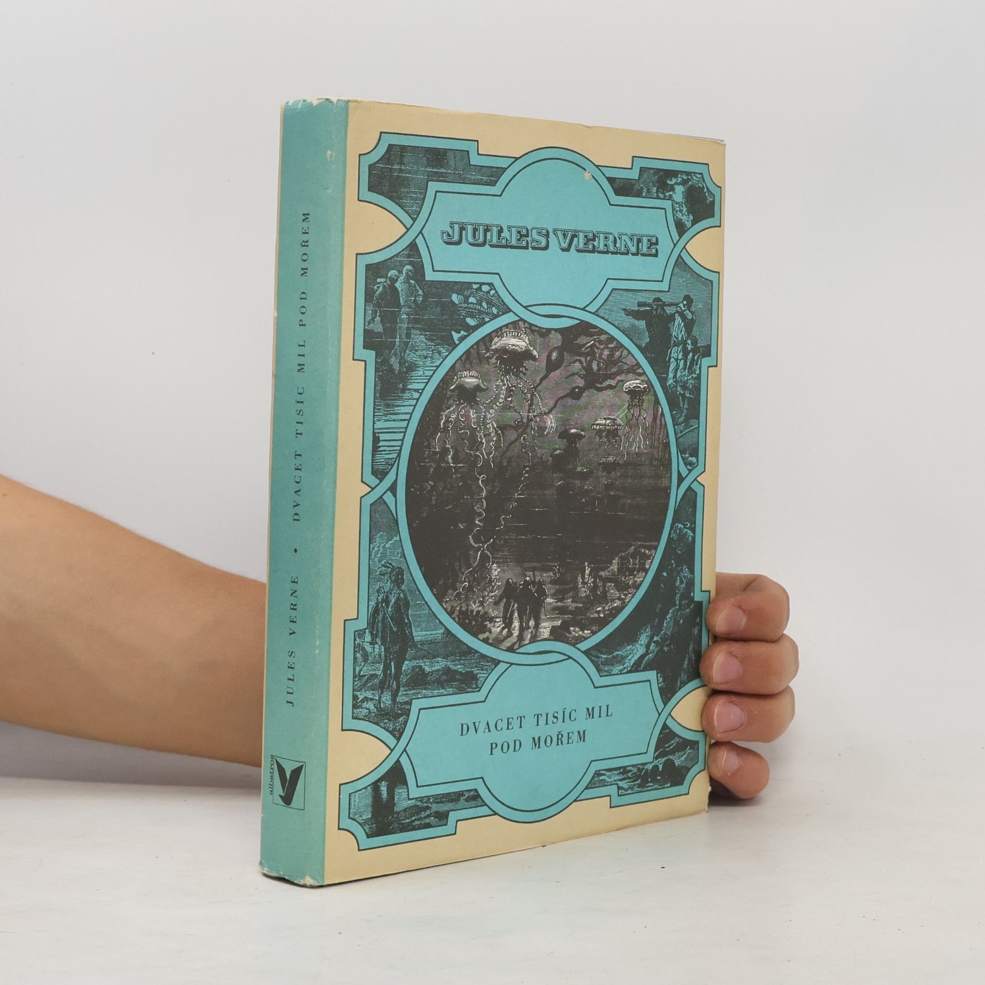 Jules Verne Dvacet tisíc mil pod mořem