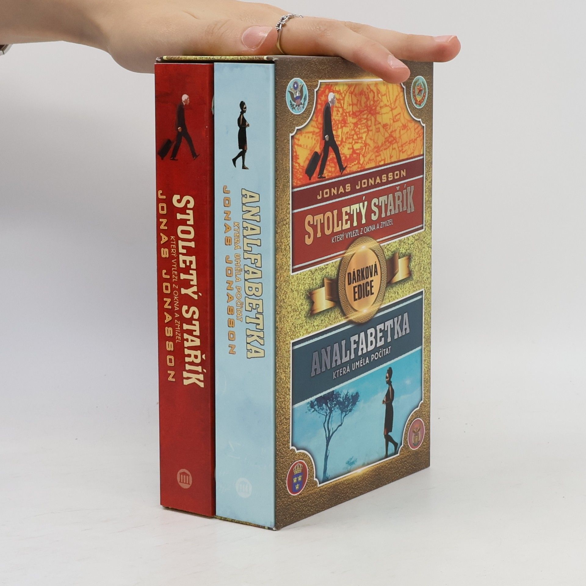 Jonas Jonasson Stoletý stařík, který vylezl z okna a zmizel + Analfabetka, která uměla počítat - dárková edice