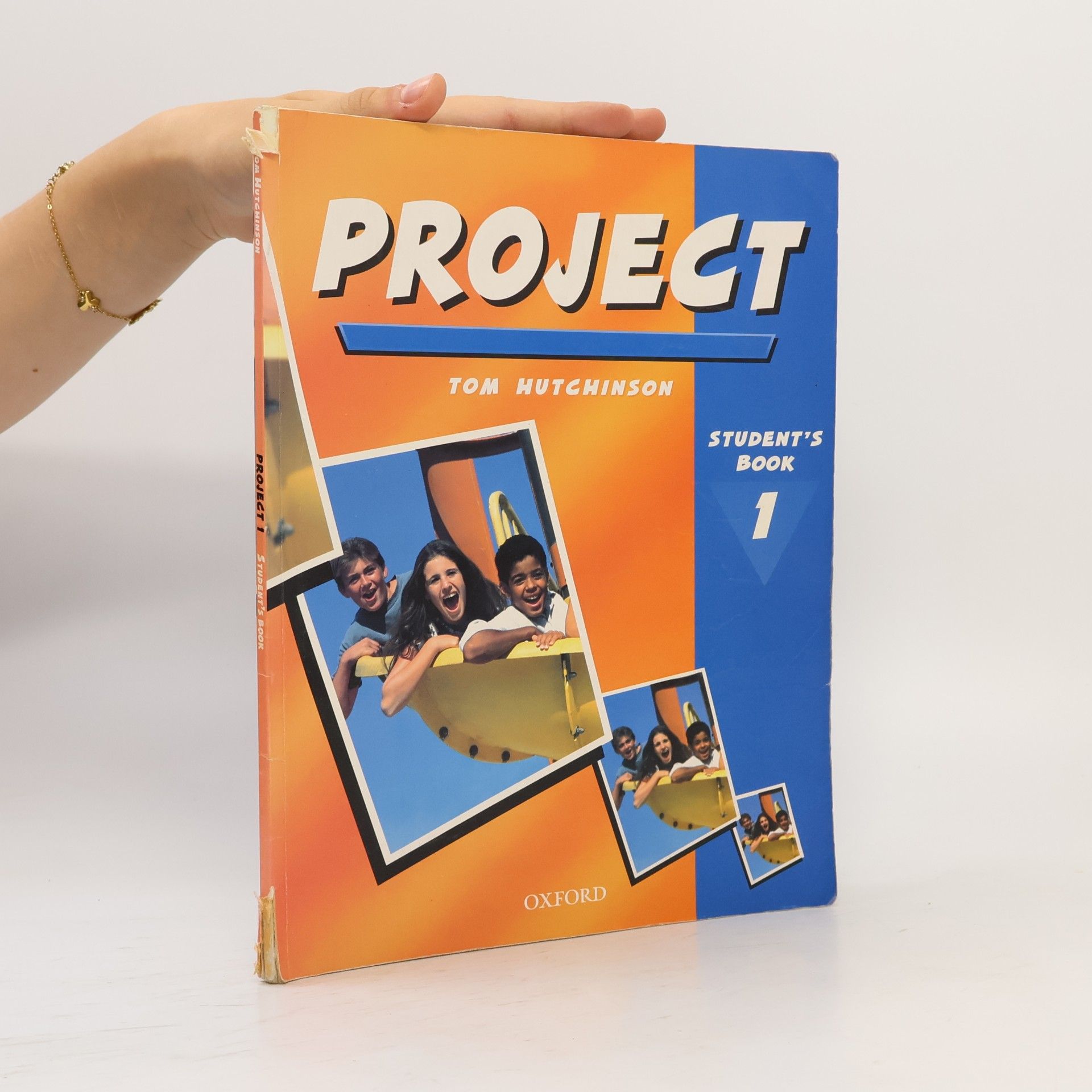 Tom Hutchinson Project 1 : student's book