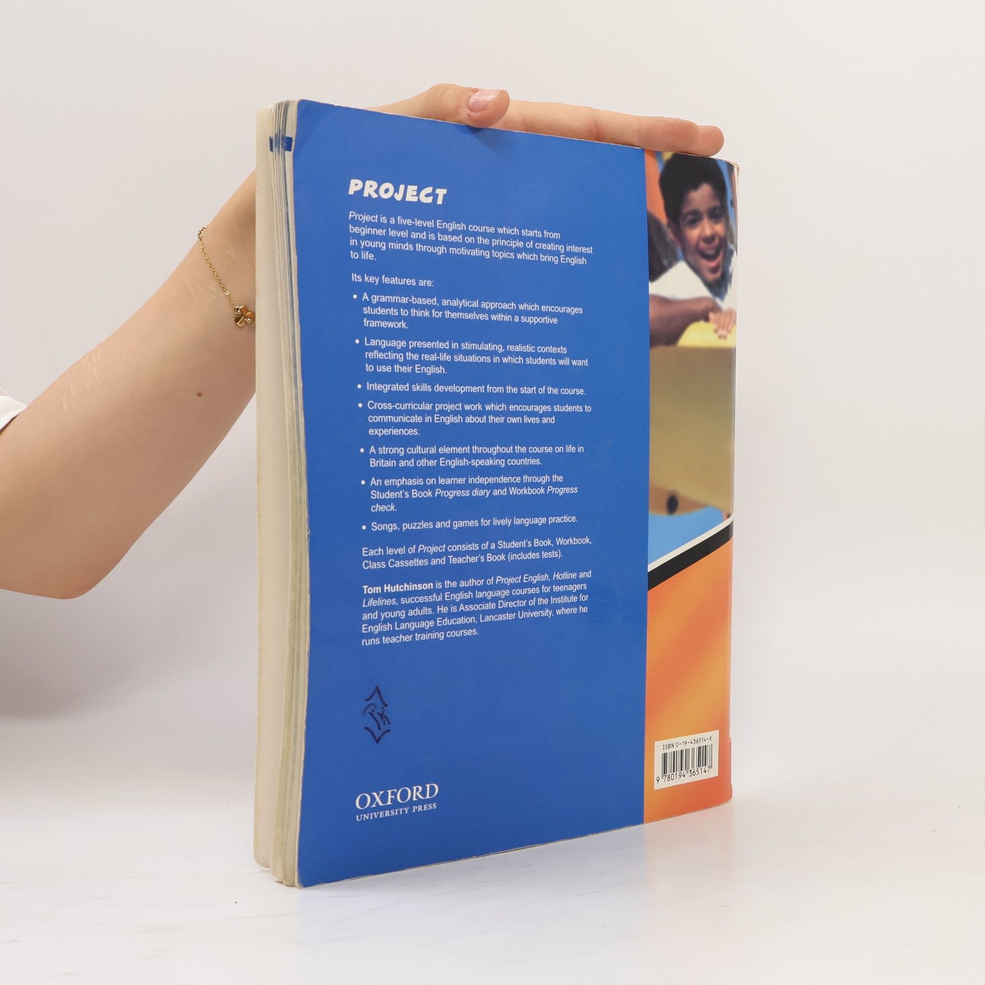 Tom Hutchinson Project 1 : student's book