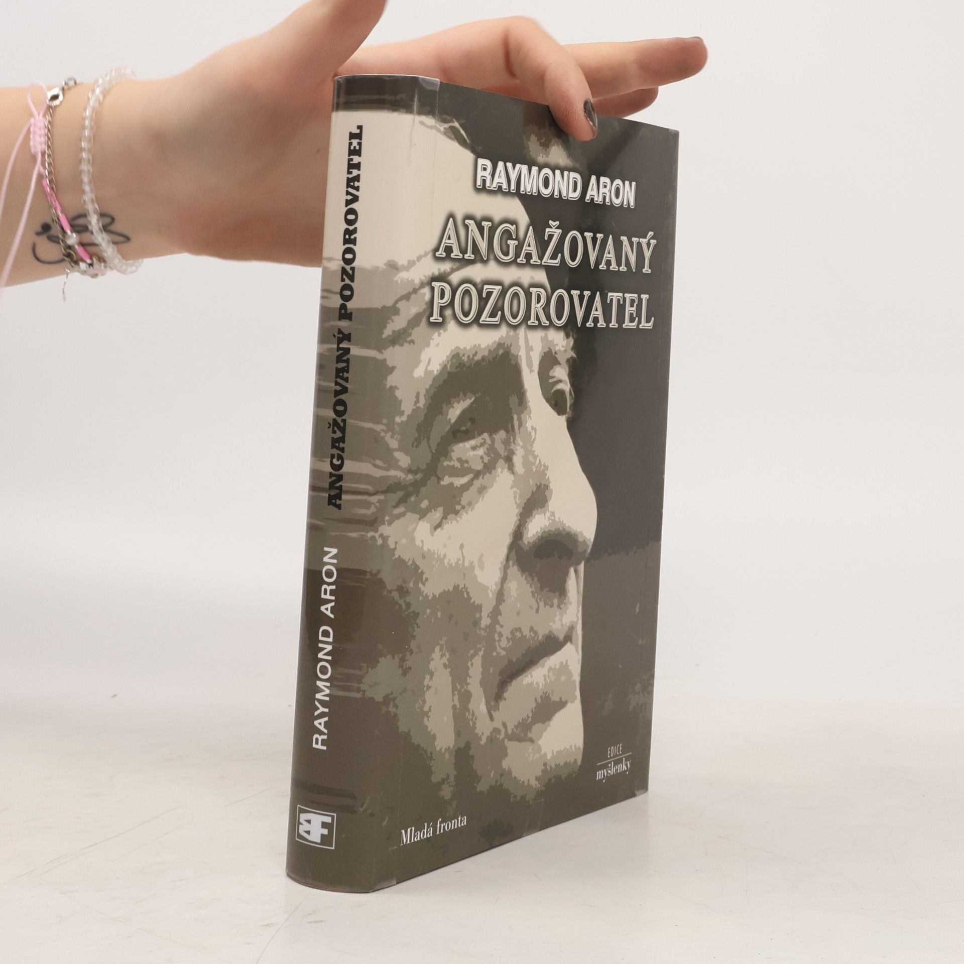 JeanLouis Missika Angažovaný pozorovatel: rozhovory s Jeanem-Louisem Missikou a Dominiquem Woltonem