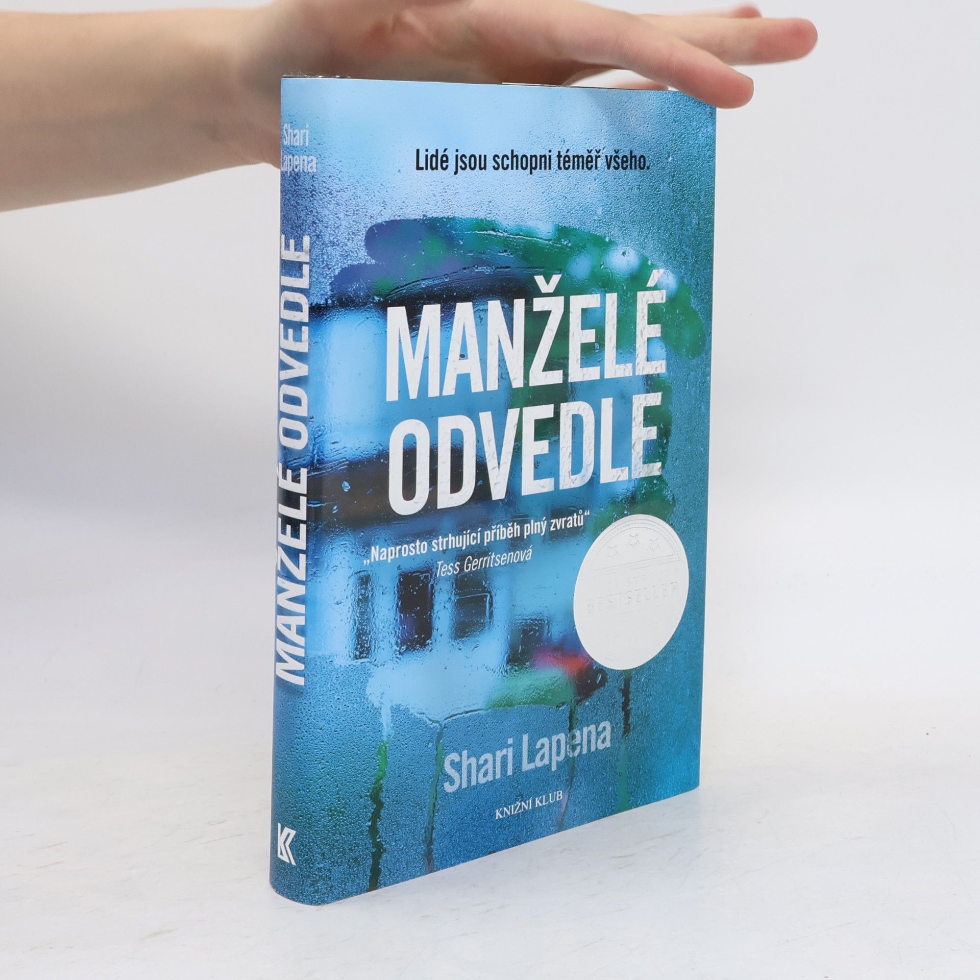 Shari Lapena Manželé odvedle