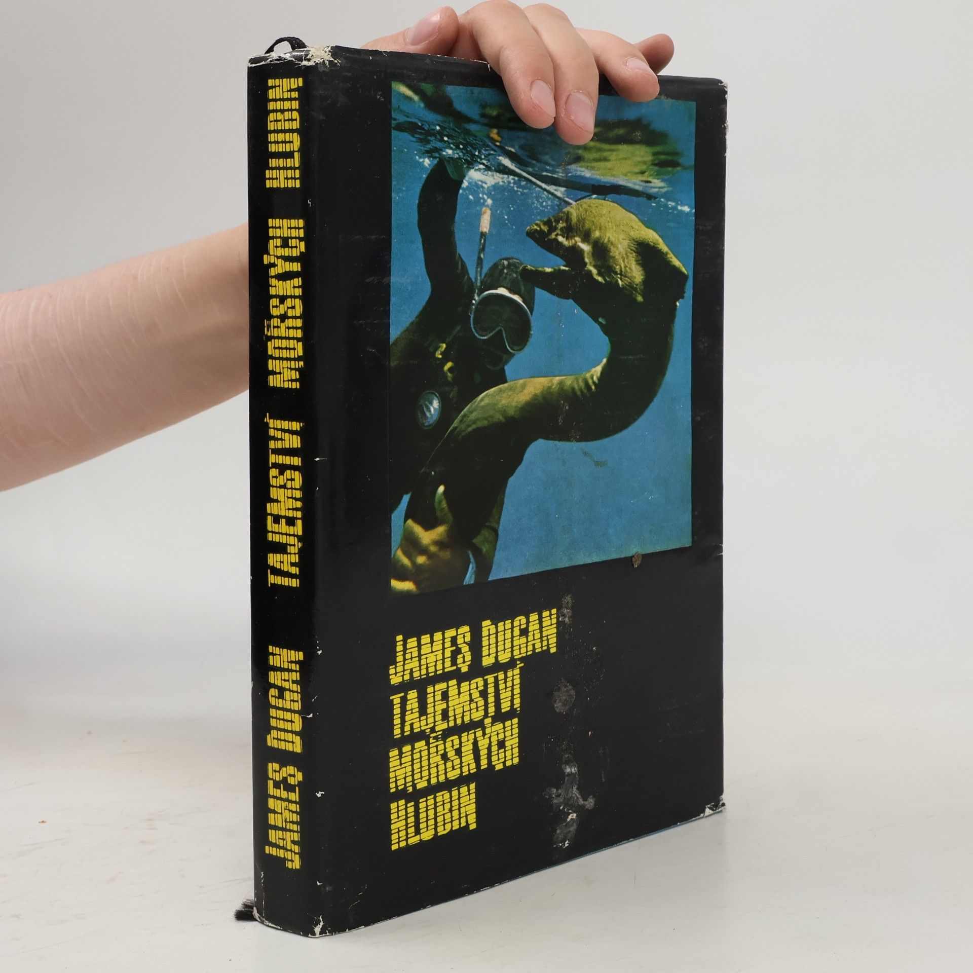 James Dugan Tajemství mořských hlubin