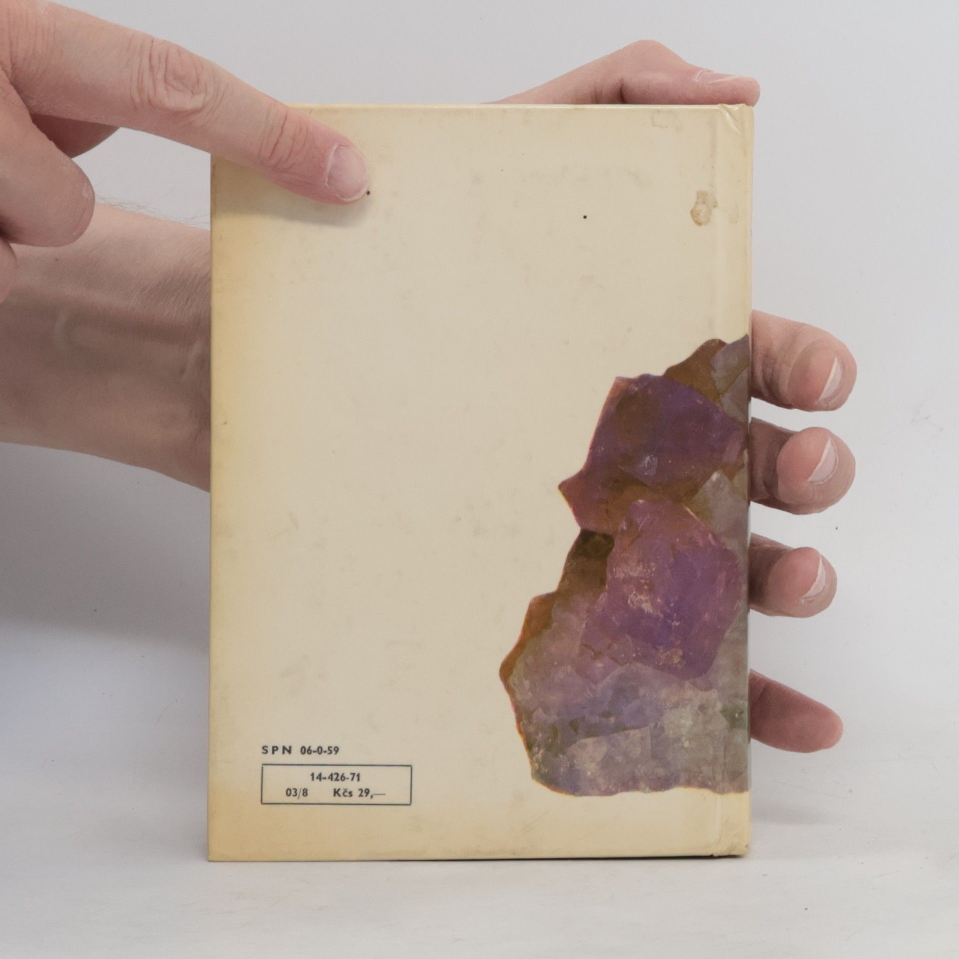 Karel Tuček Kapesní atlas nerostů a hornin