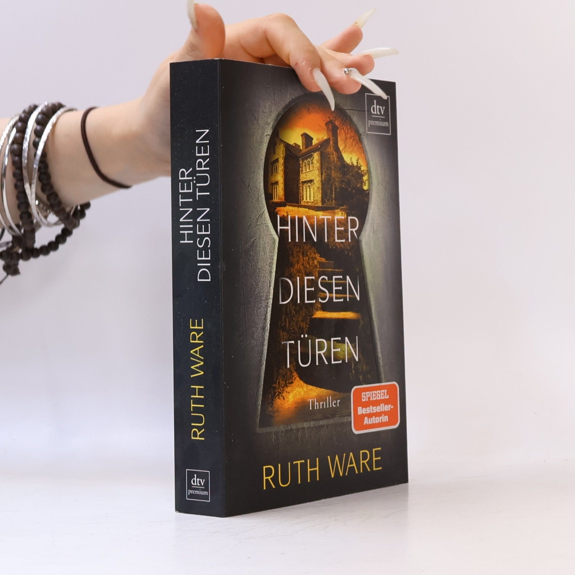 Ruth Ware Hinter diesen Türen