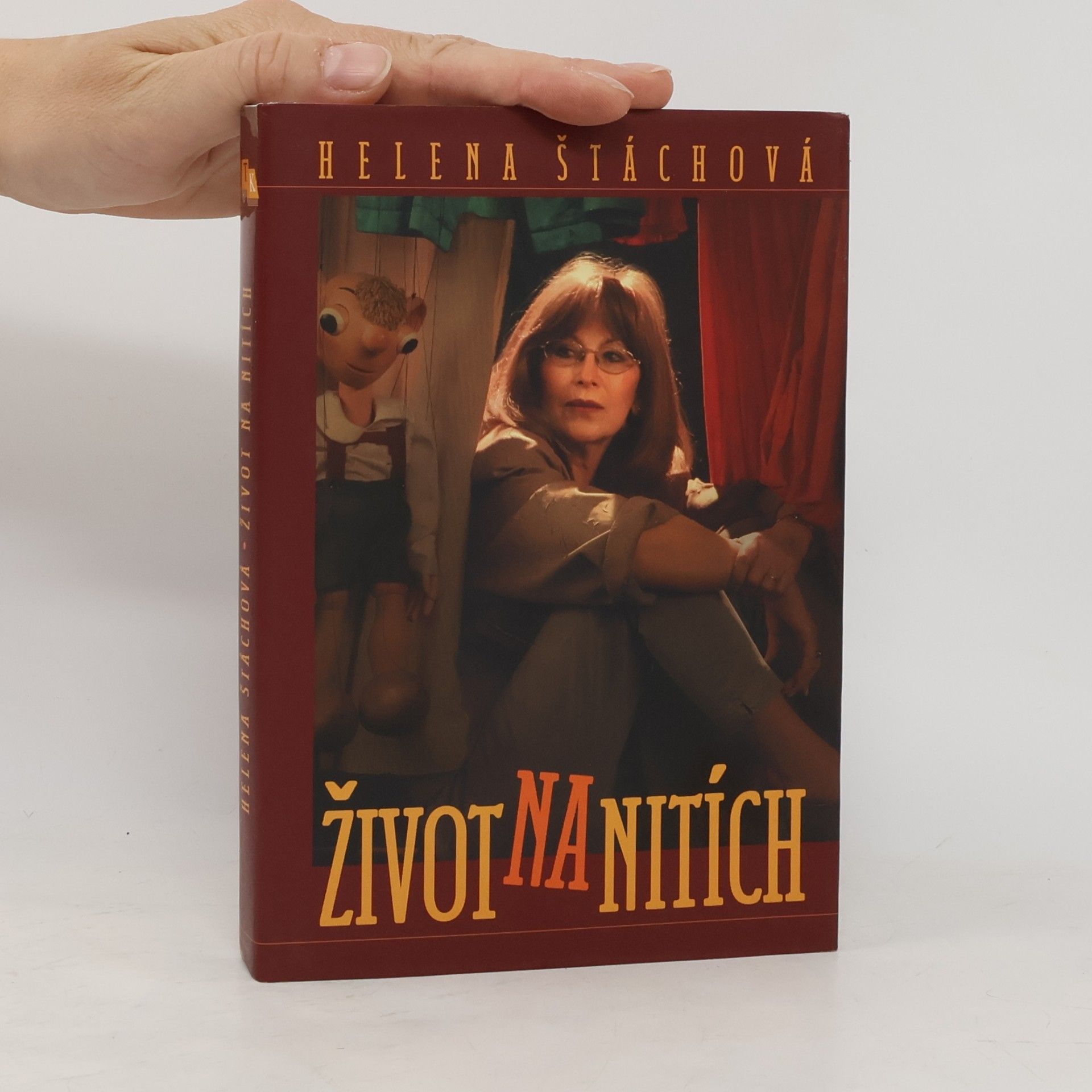 Helena Štáchová Život na nitích