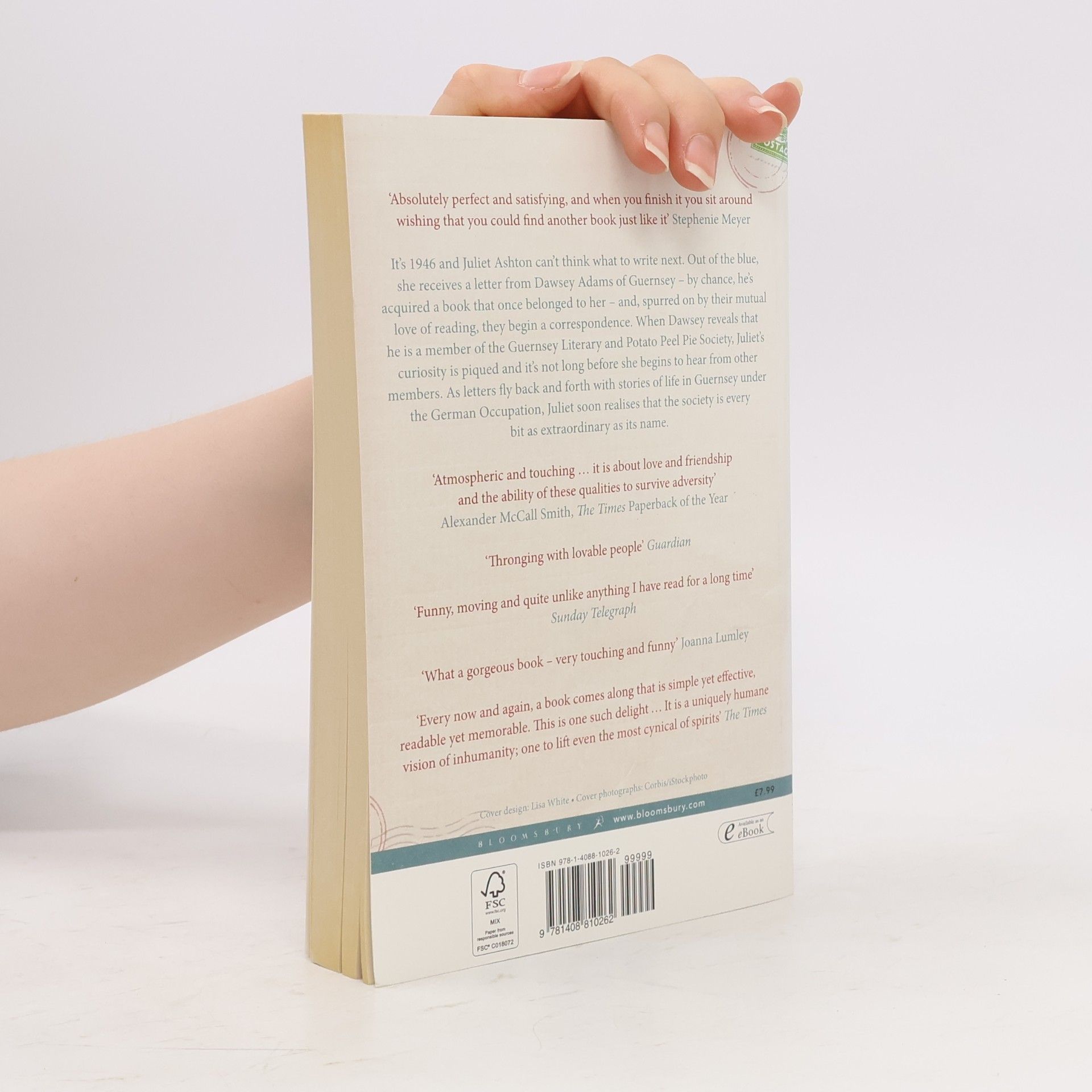 Annie Barrows The Guernsey Literary and Potato Peel Pie Society