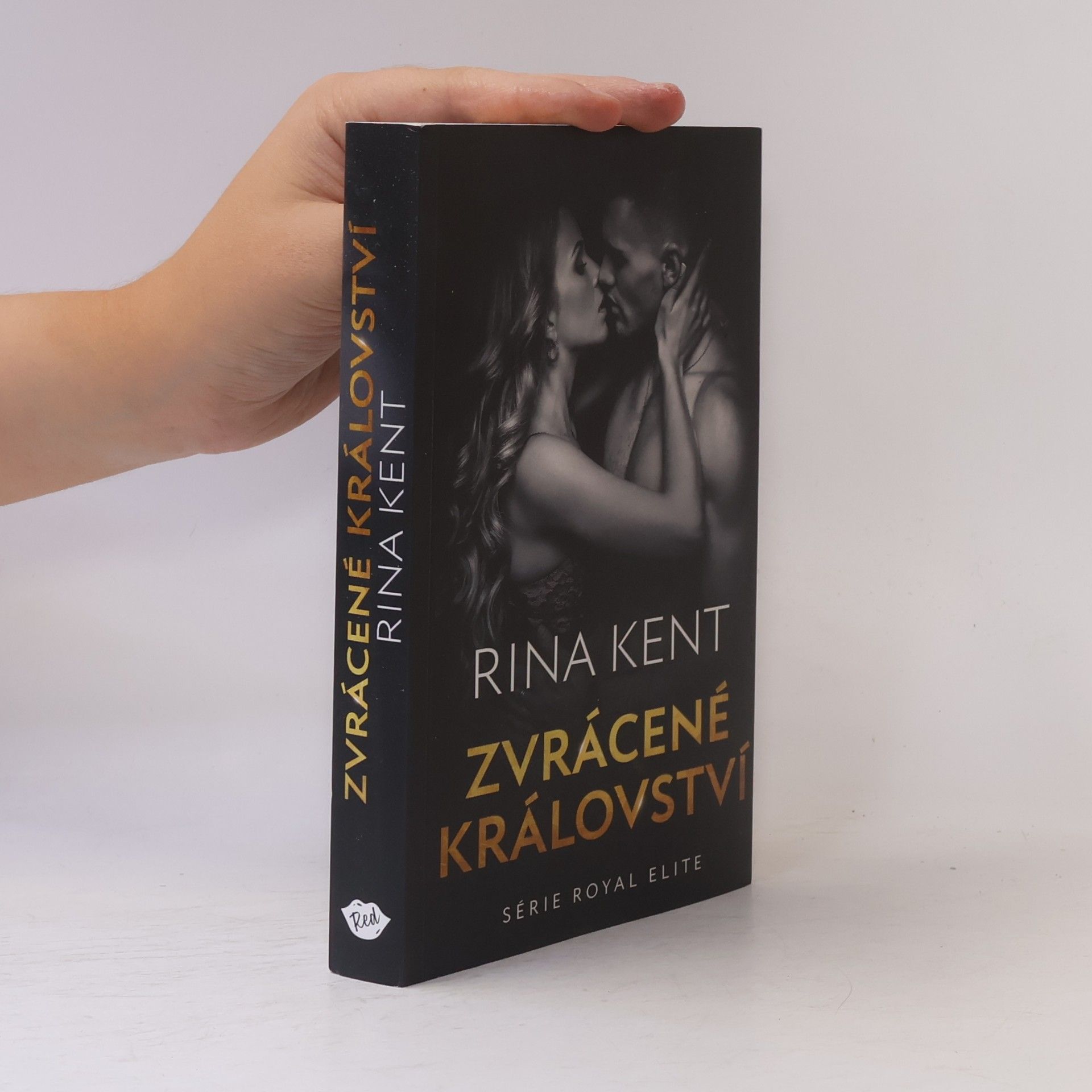 Rina Kent Zvrácené království