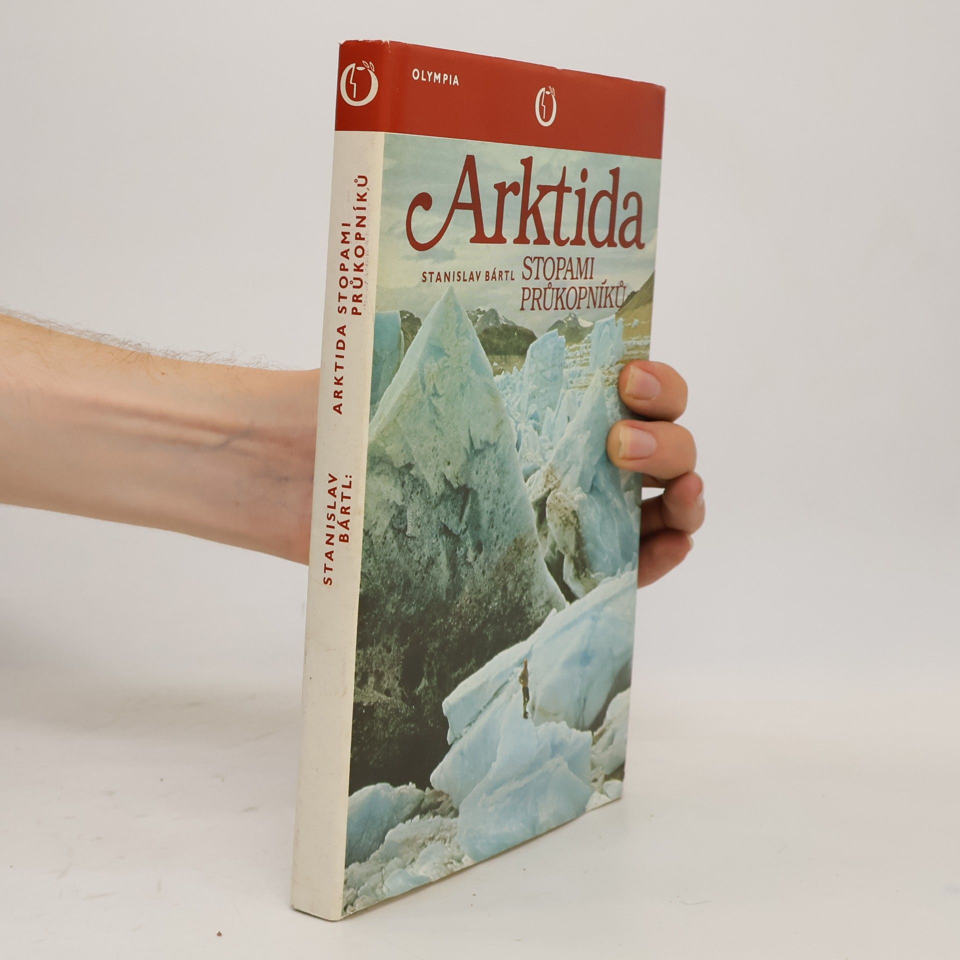 Arktida stopami průkopníků