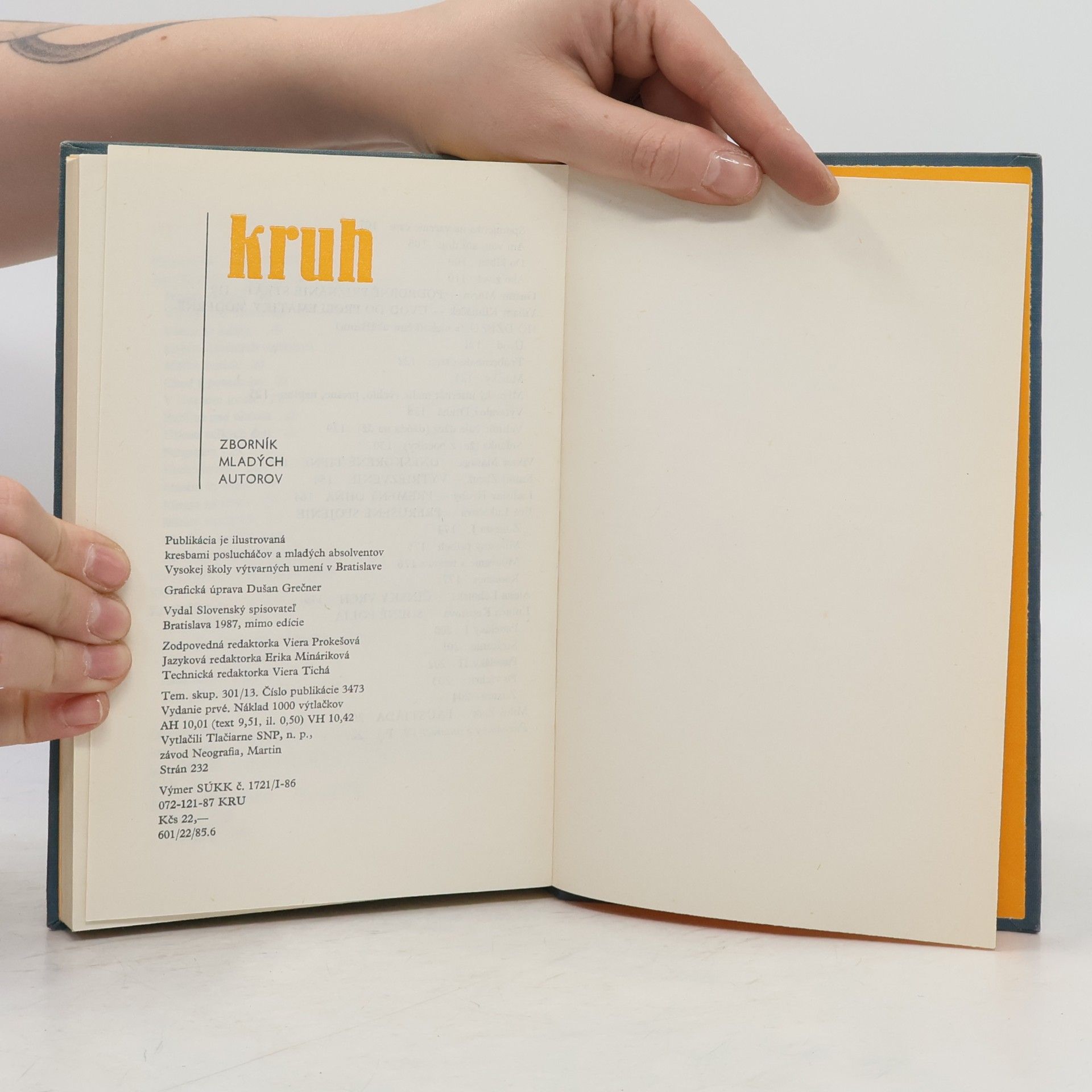Autores varios Kruh