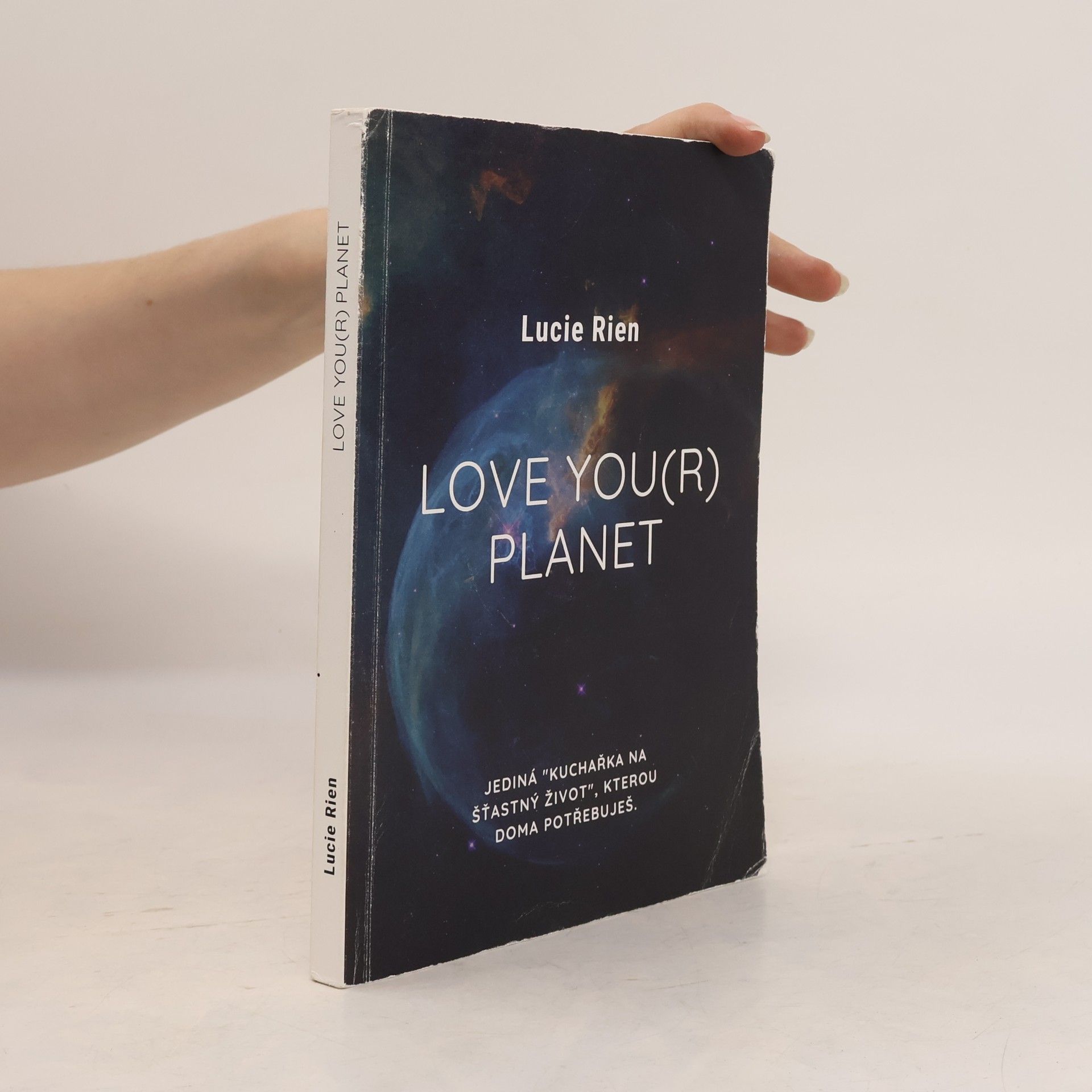 Lucie Rien Love You(r) Planet